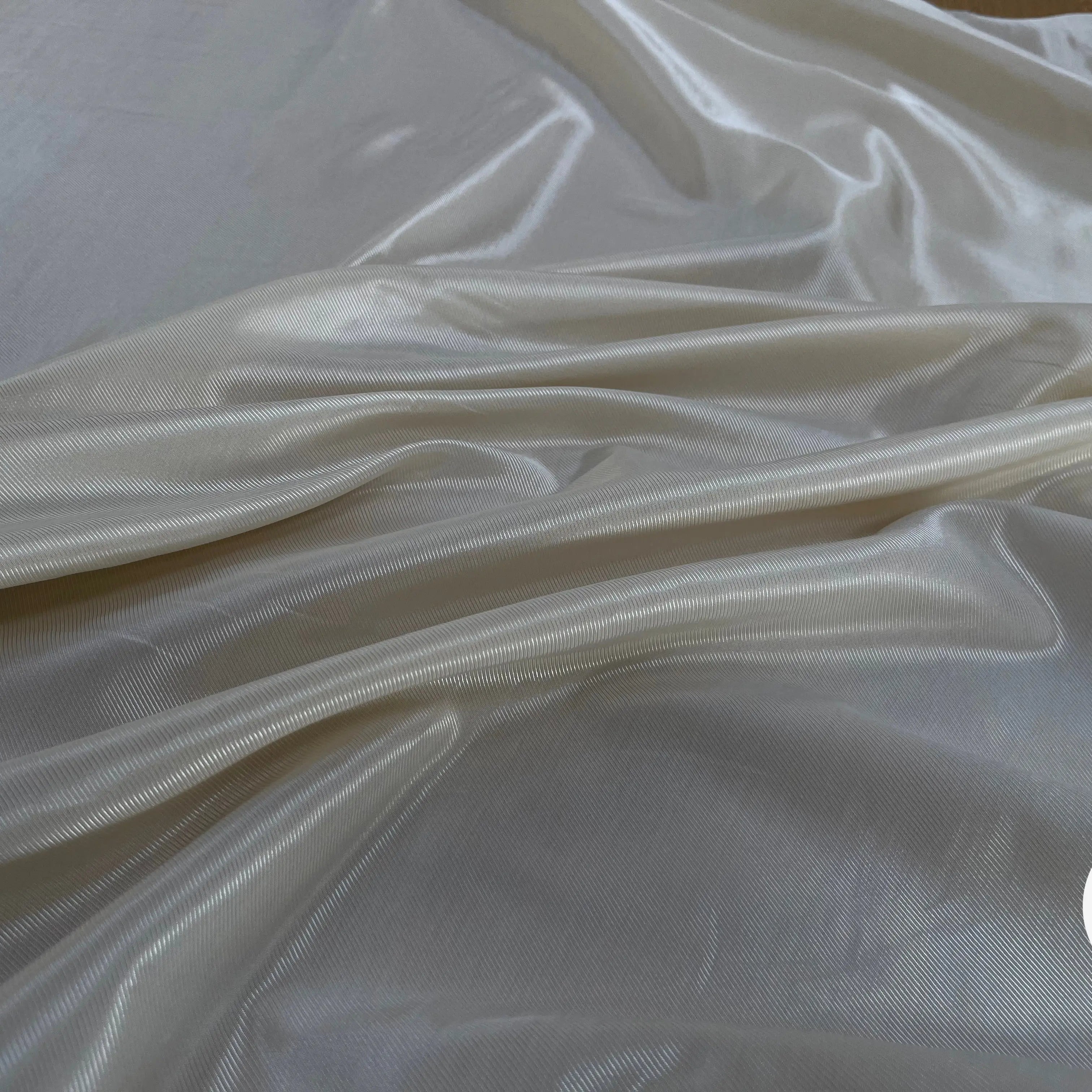 DOUBLURE VISCOSE UNI BEIGE SERGÉE LISSE - My Little Coupon