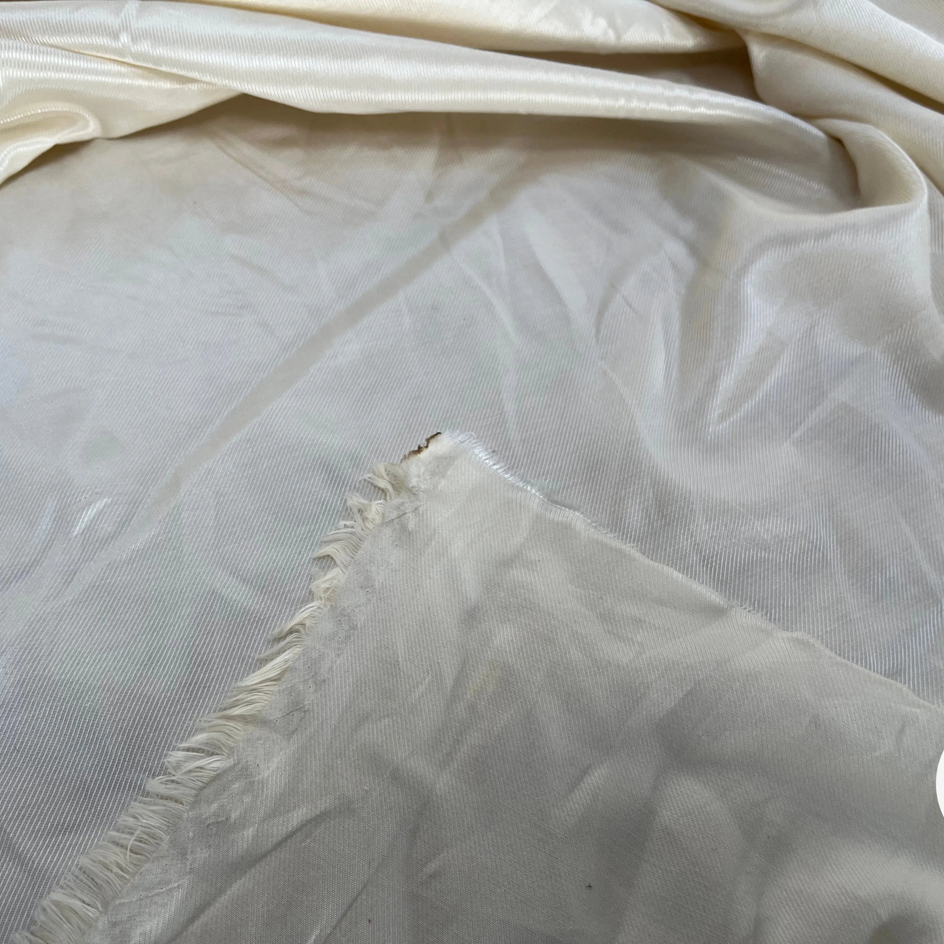 DOUBLURE VISCOSE UNI BEIGE SERGÉE LISSE - My Little Coupon