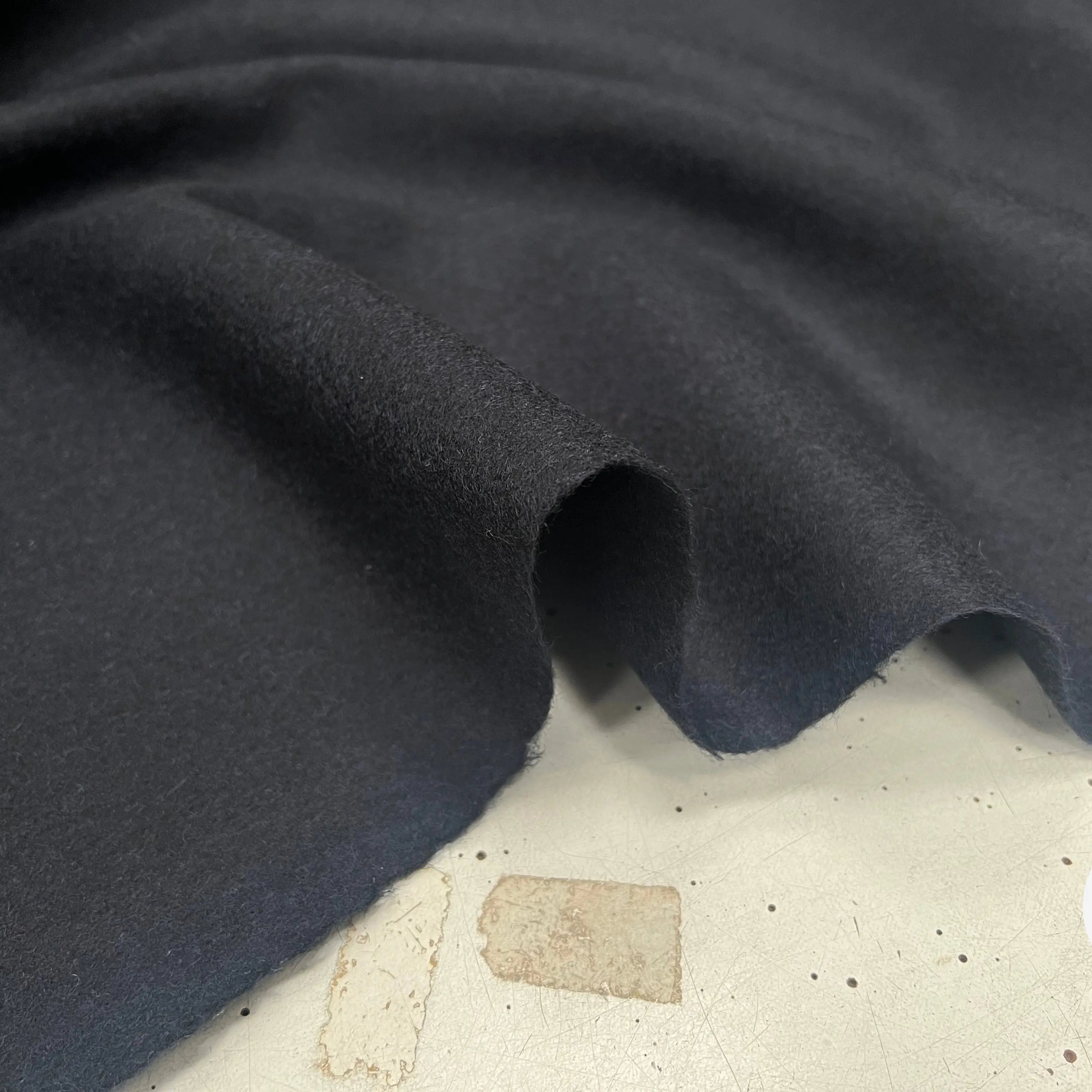 DRAP DE LAINE BLEU MARINE SUBLIME - My Little Coupon