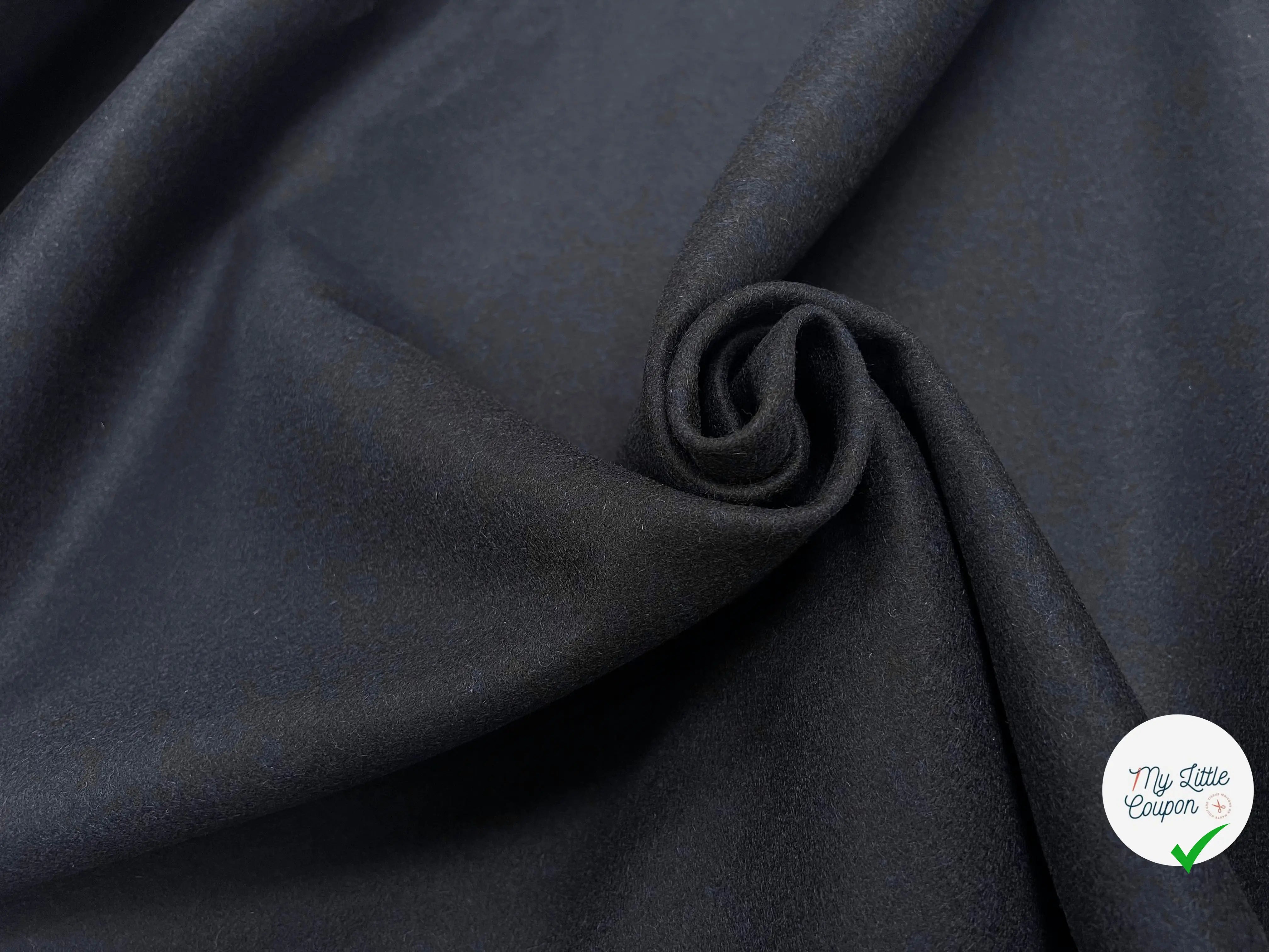 DRAP DE LAINE BLEU MARINE SUBLIME - My Little Coupon