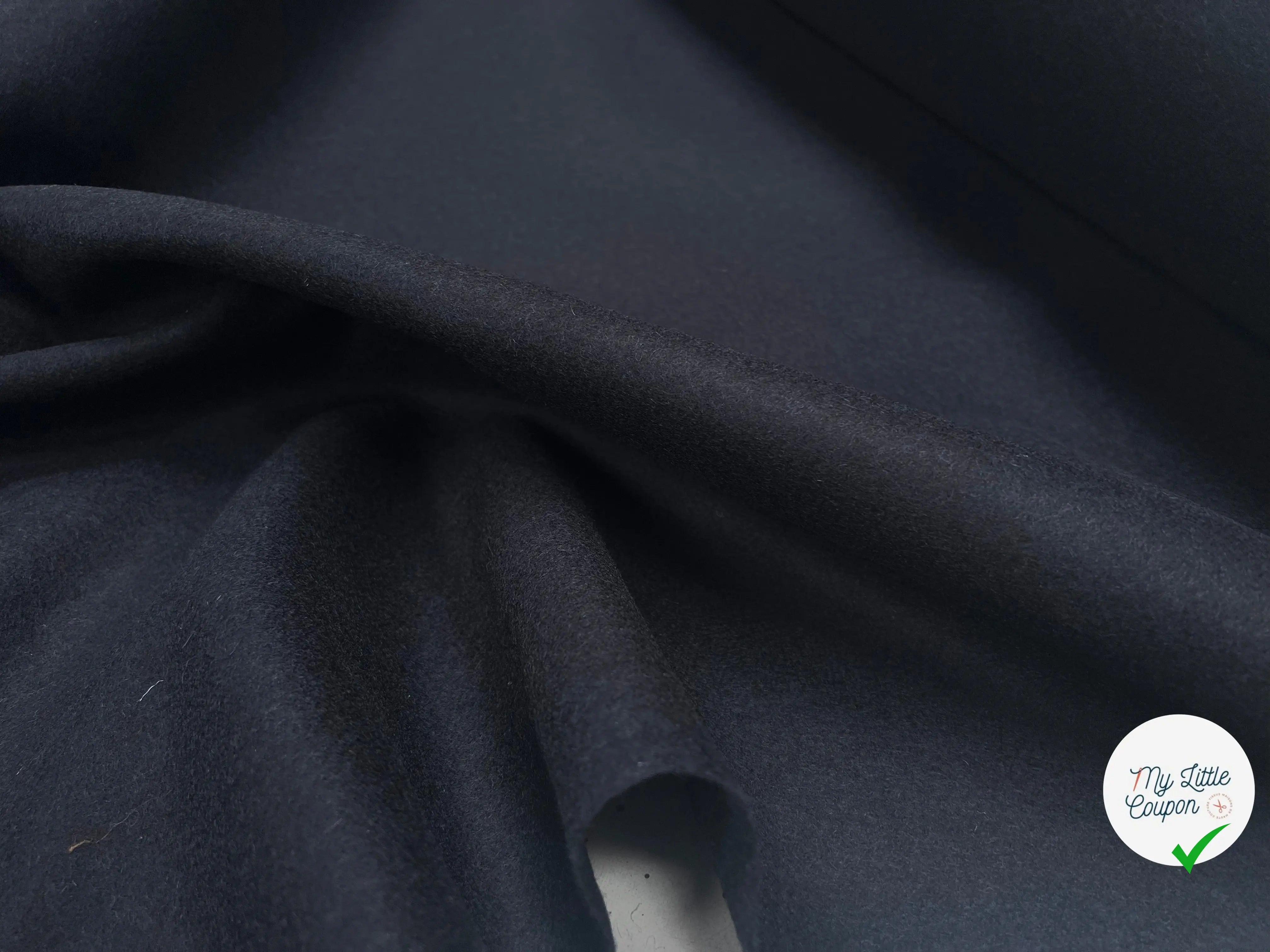 DRAP DE LAINE BLEU MARINE SUBLIME - My Little Coupon