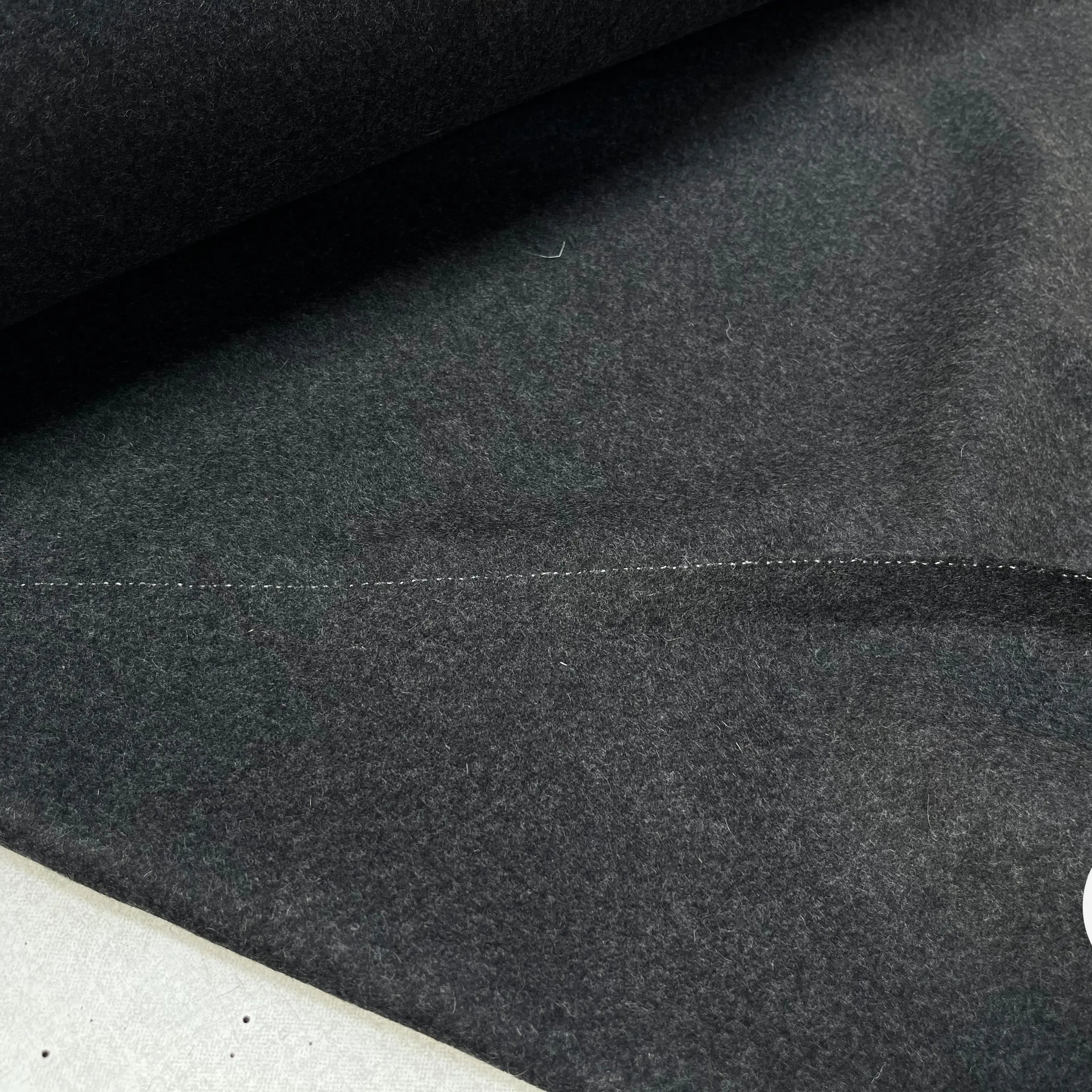 DRAP DE LAINE GRIS FONCÉ - My Little Coupon