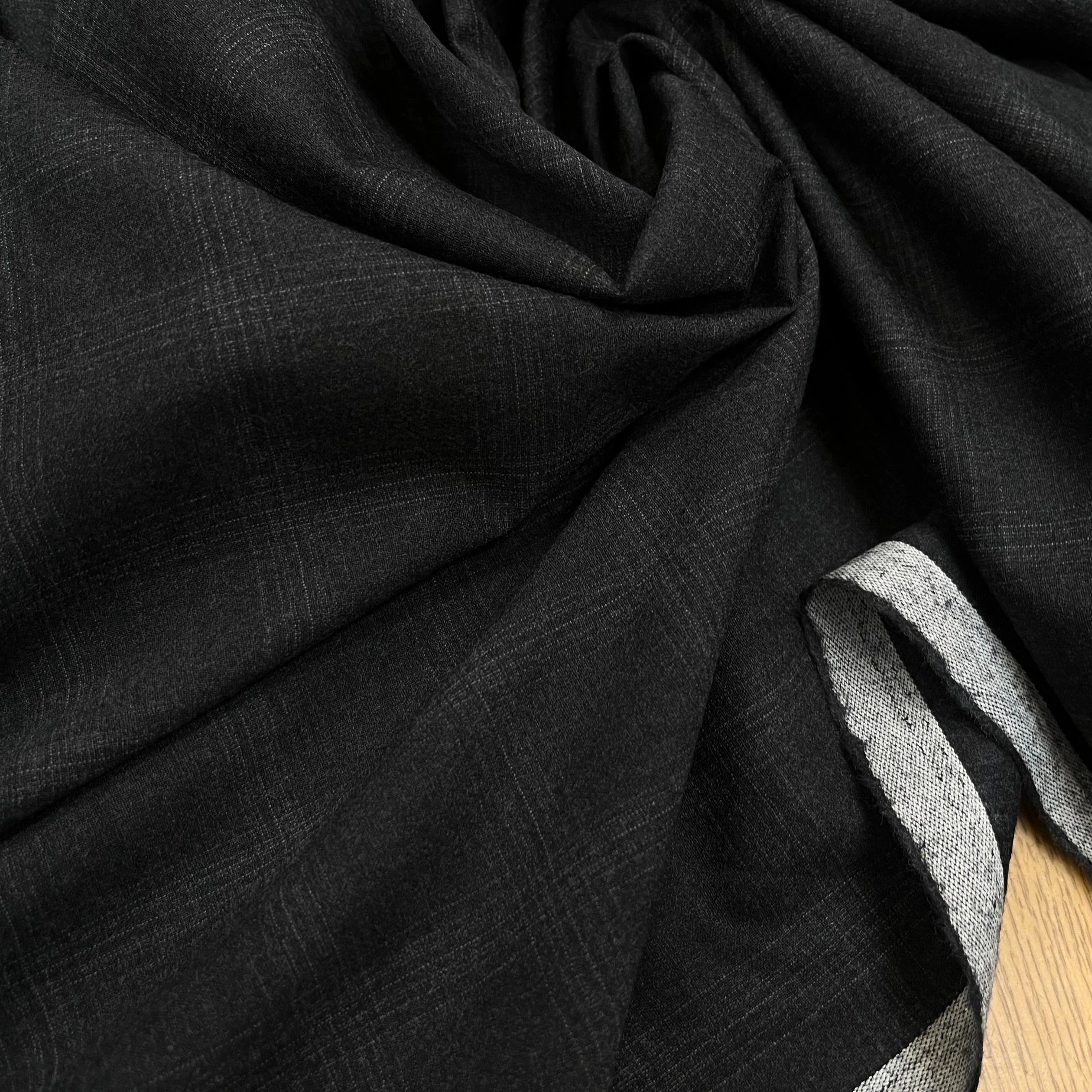 DRAPERIE DE LAINE À CARREAUX GRIS NOIR FONCÉ DEPERLANTE - My Little Coupon