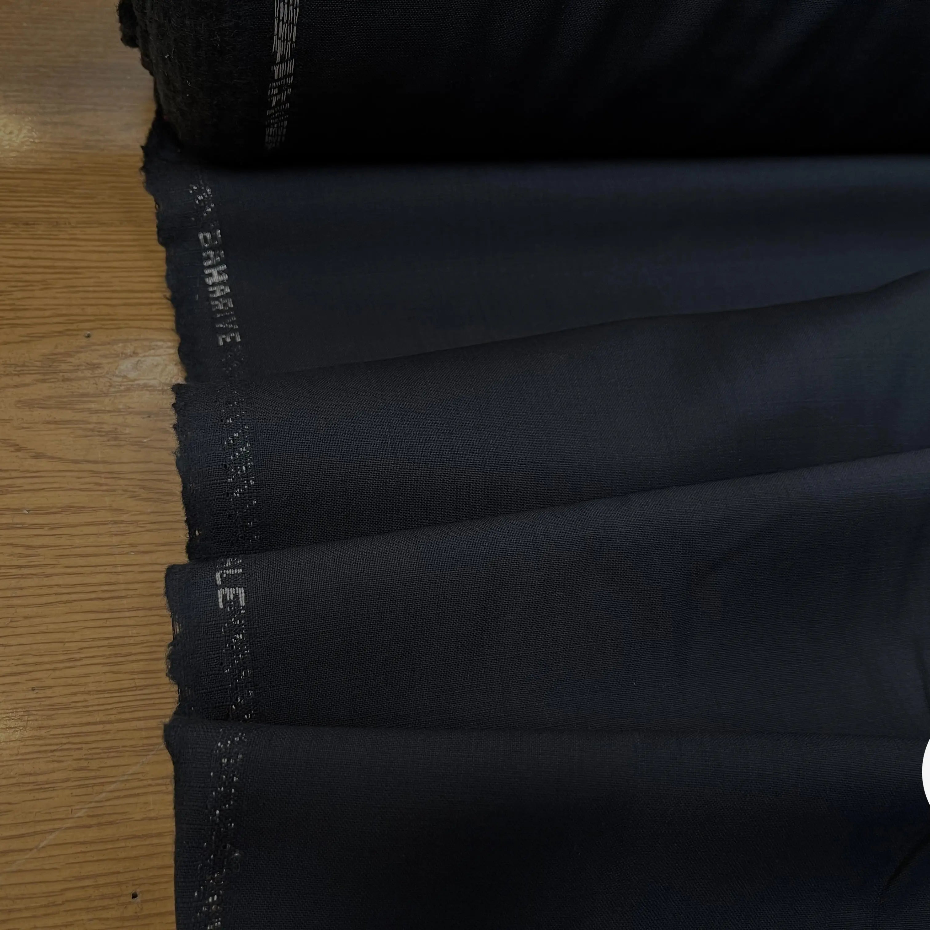 DRAPERIE DE LAINE BLEU MARINE DEPERLANTE - My Little Coupon