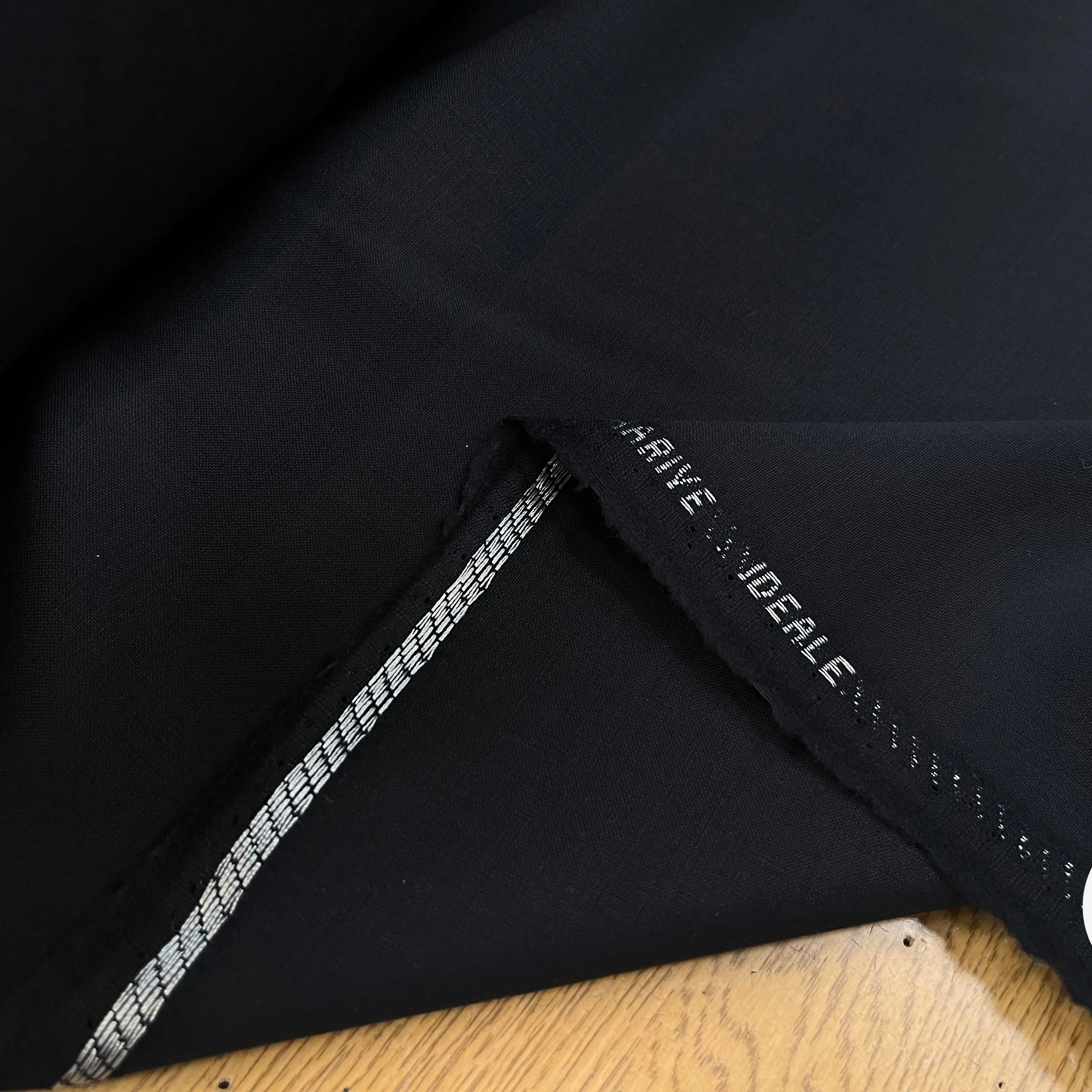 DRAPERIE DE LAINE BLEU NUIT DEPERLANTE - My Little Coupon