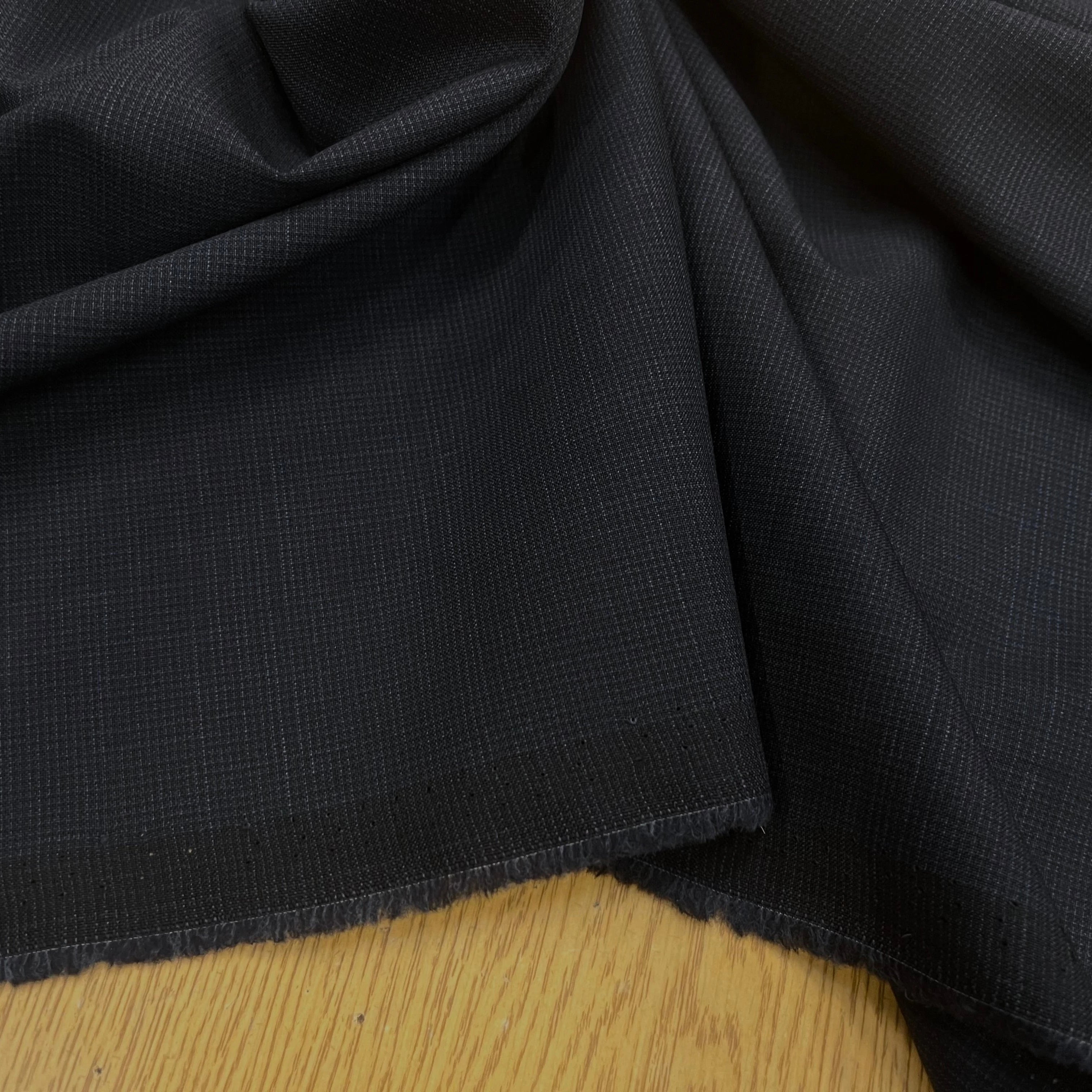 DRAPERIE DE LAINE BLEU NUIT DEPERLANTE PETIT CARREAUX - My Little Coupon