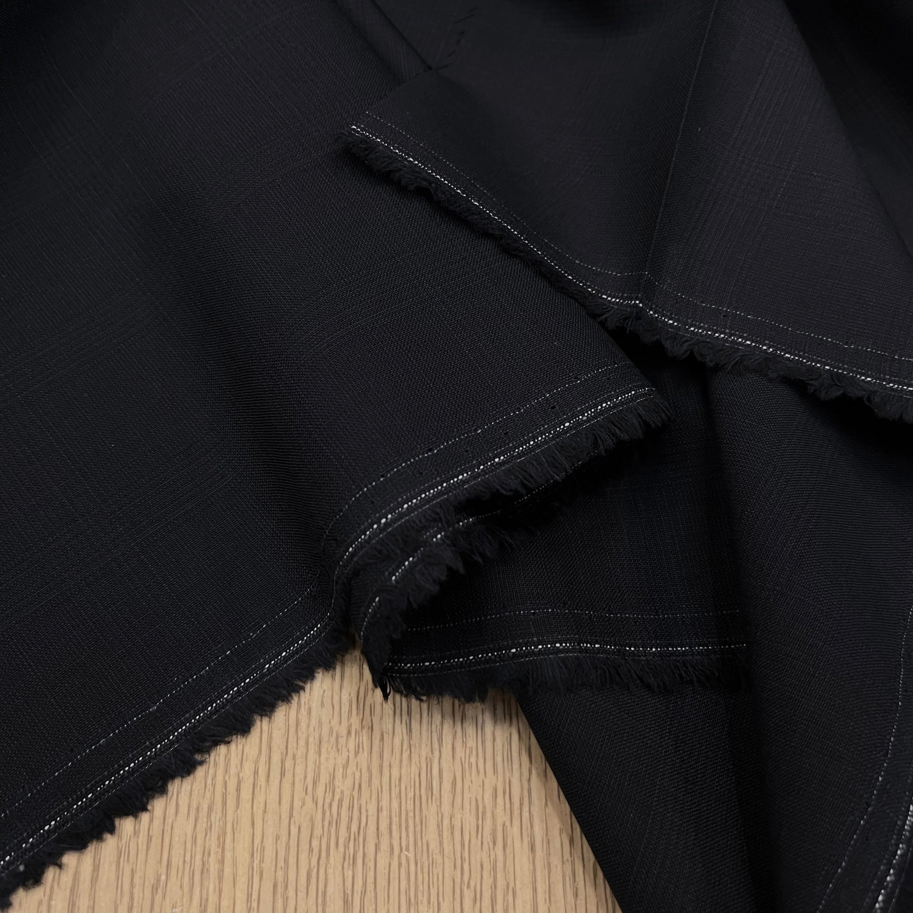 DRAPERIE DE LAINE BLEU NUIT FONCÉ ÉFFET LÉGER CARREAUX DEPERLANTE - My Little Coupon