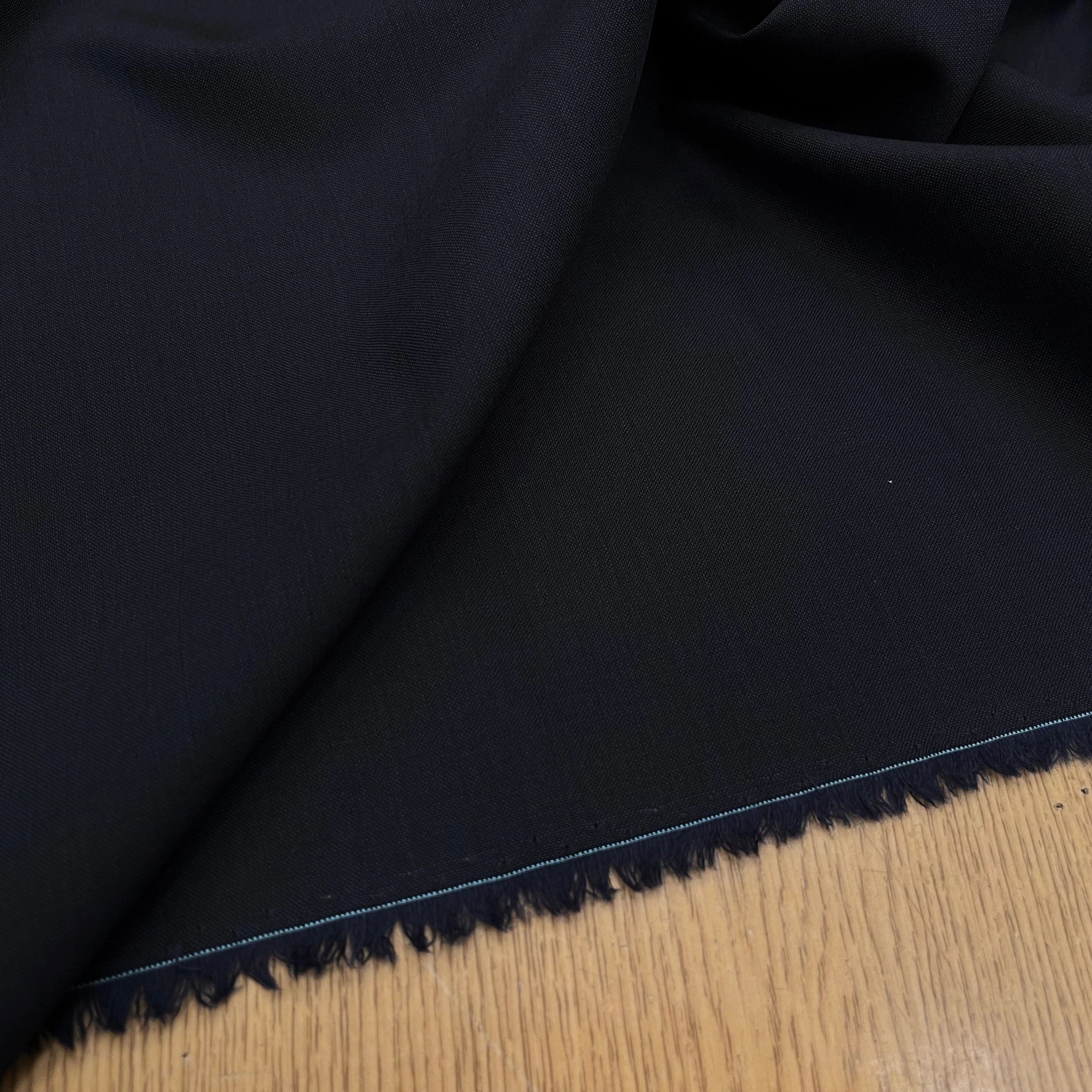 DRAPERIE DE LAINE BLEU NUIT MAGNIFIQUE&DEPERLANTE FIL BLEU SUR LA LISIÈRE - My Little Coupon