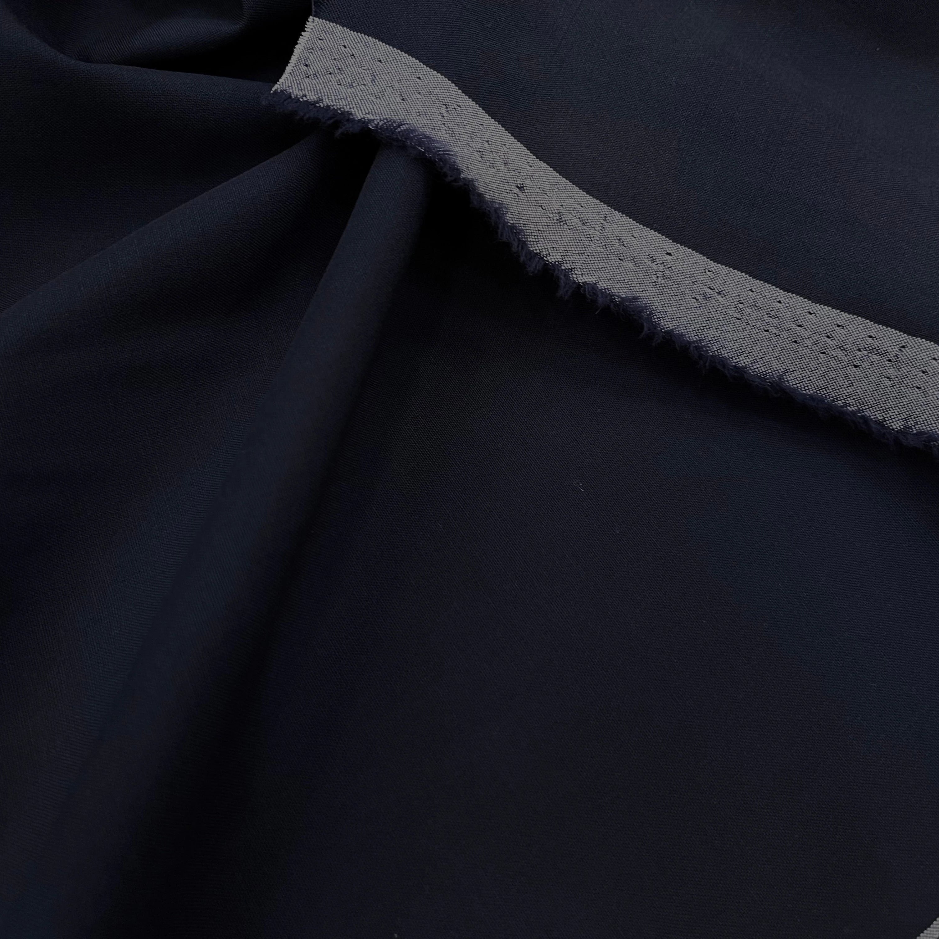 DRAPERIE DE LAINE BLEU&NUIT DEPERLANTE TRES CHIC - My Little Coupon