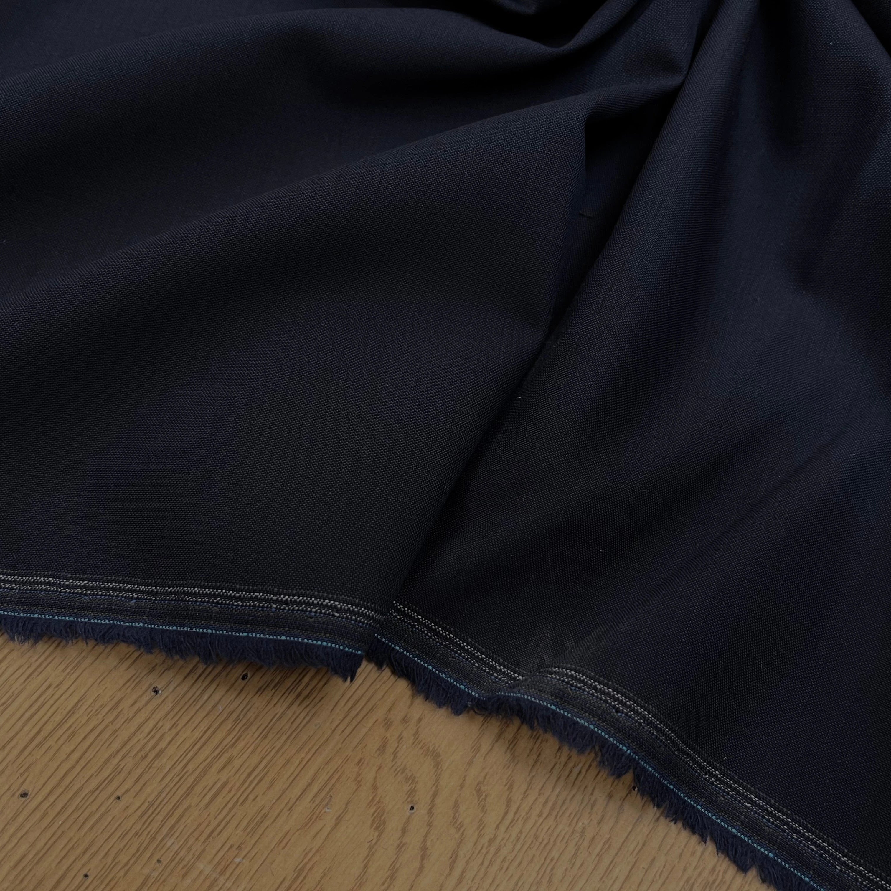 DRAPERIE DE LAINE EFFET PIQUÉE DEPERLANTE BLEU MARINE FONCÉ - My Little Coupon