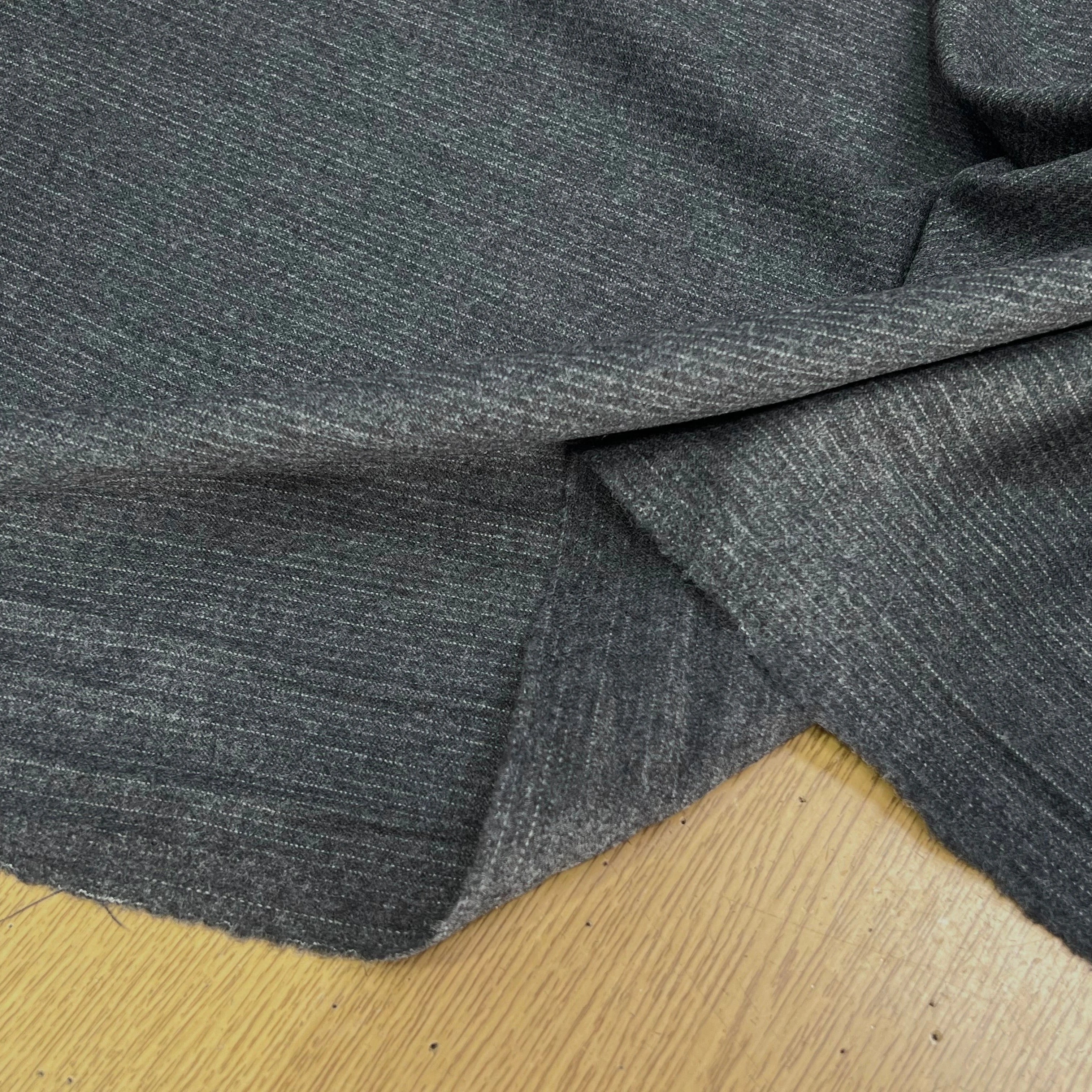 DRAPERIE DE LAINE FLANELLE GRIS FINE RAYURES BLANCHE - My Little Coupon