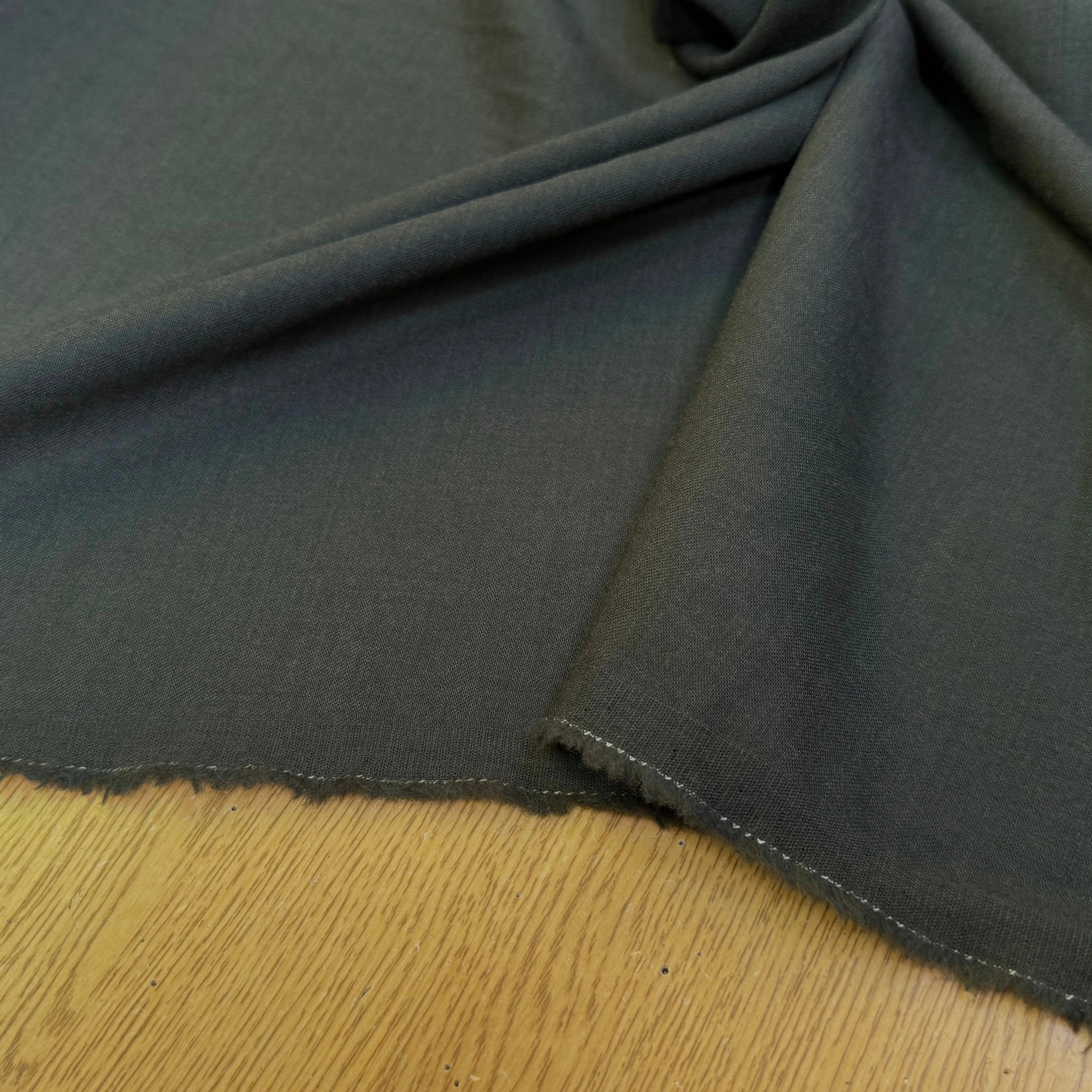 DRAPERIE DE LAINE GRIS KAKI FONCÉ ULTRA BELLE - My Little Coupon