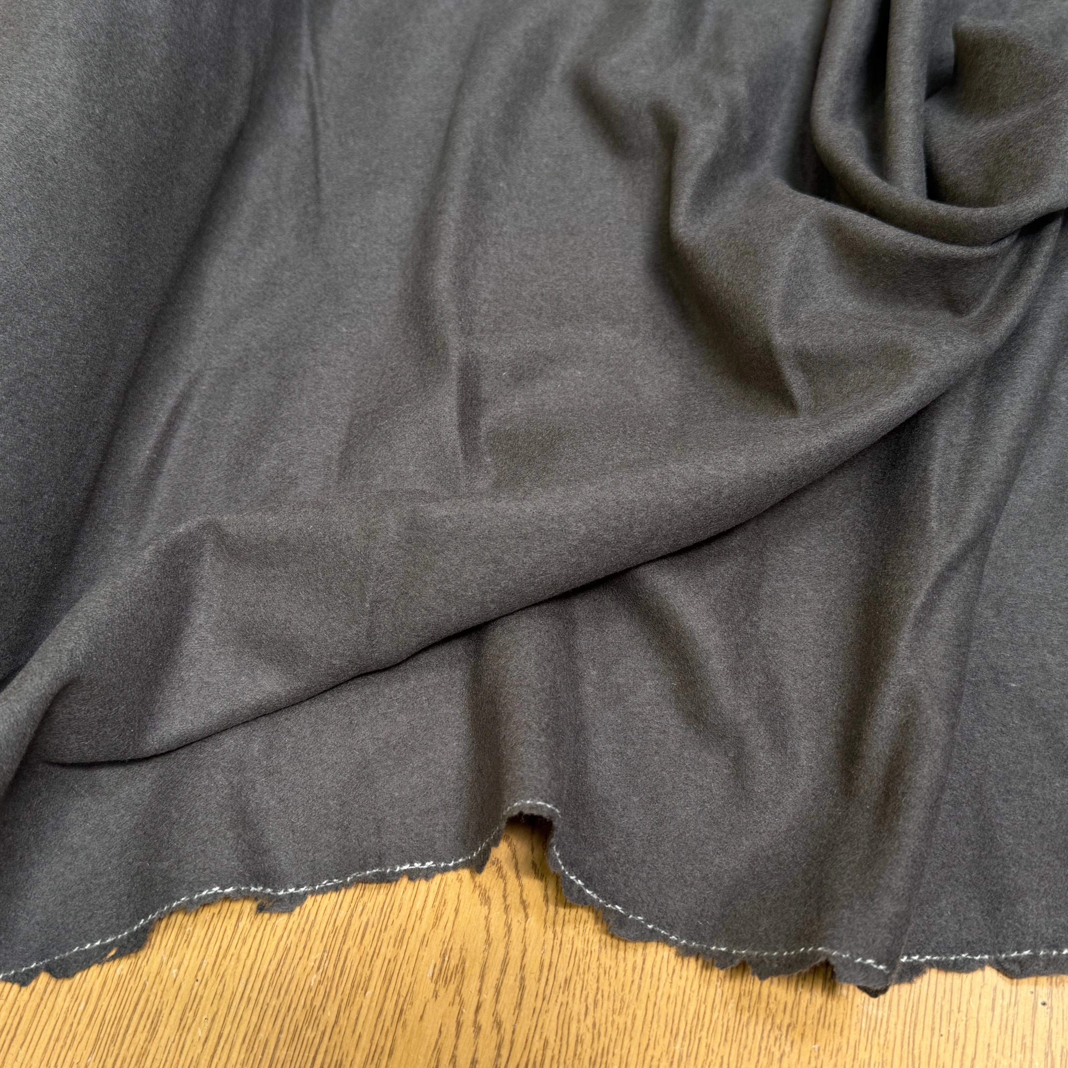 DRAPERIE DE LAINE GRIS MARRONNÉ - My Little Coupon
