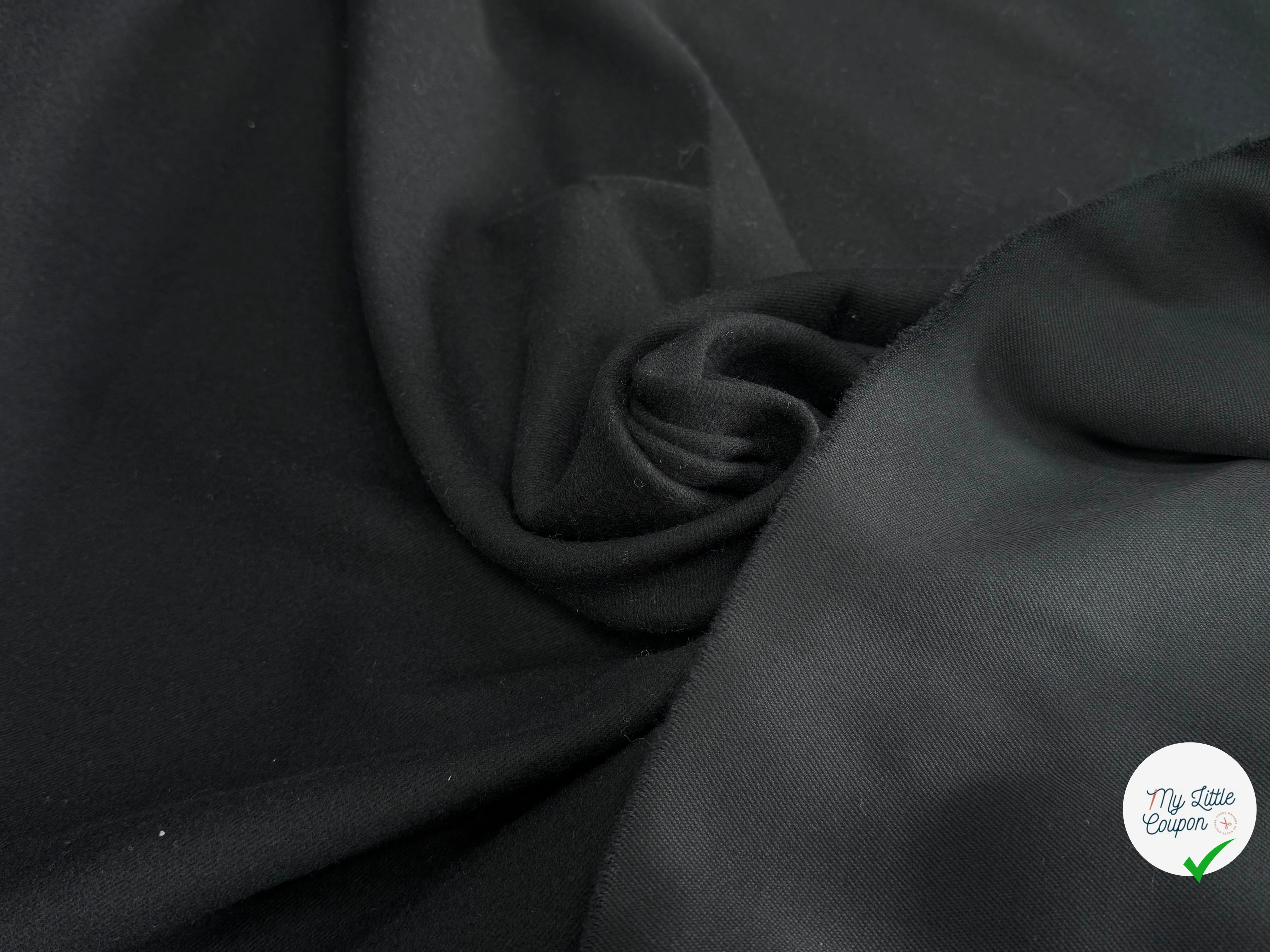 DRAPERIE DE LAINE LOURDE SERGÉE ENDROIT GRATTÉ NOIR SUBLIMISSIME - My Little Coupon