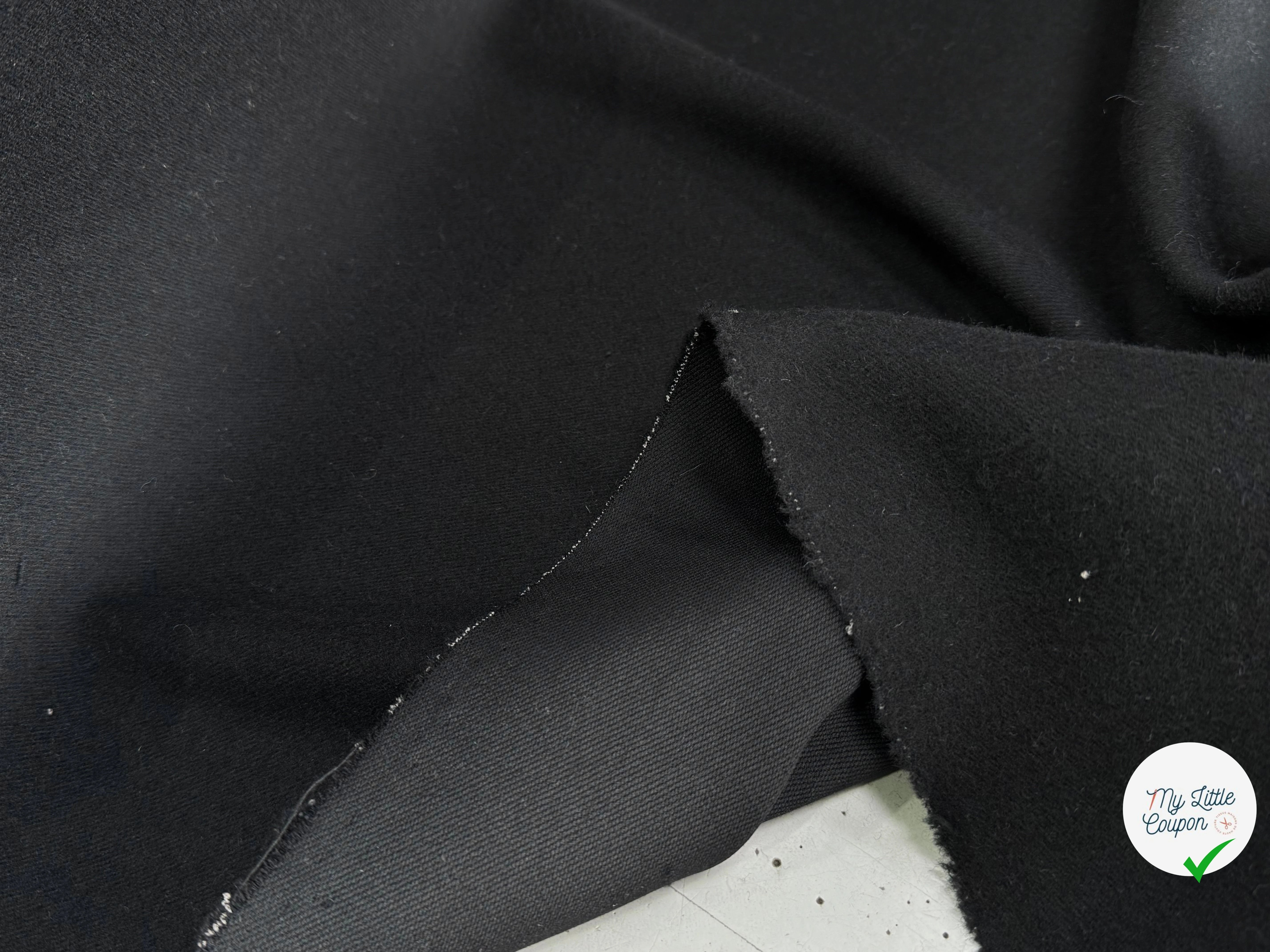 DRAPERIE DE LAINE LOURDE SERGÉE ENDROIT GRATTÉ NOIR SUBLIMISSIME - My Little Coupon