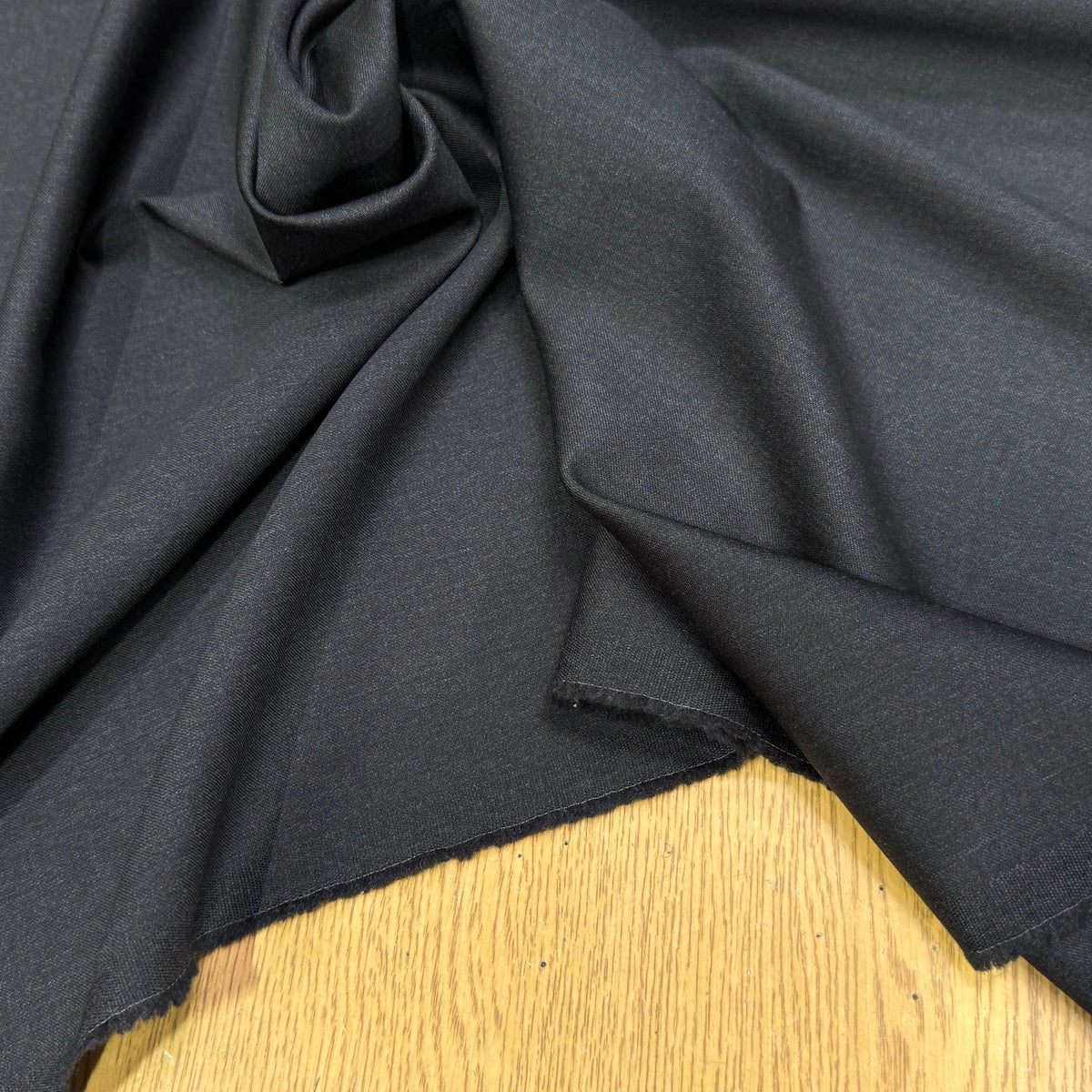DRAPERIE DE LAINE SUPER 100'S GRIS ANTHRACITE TRÈS ÉLÉGANT - My Little Coupon