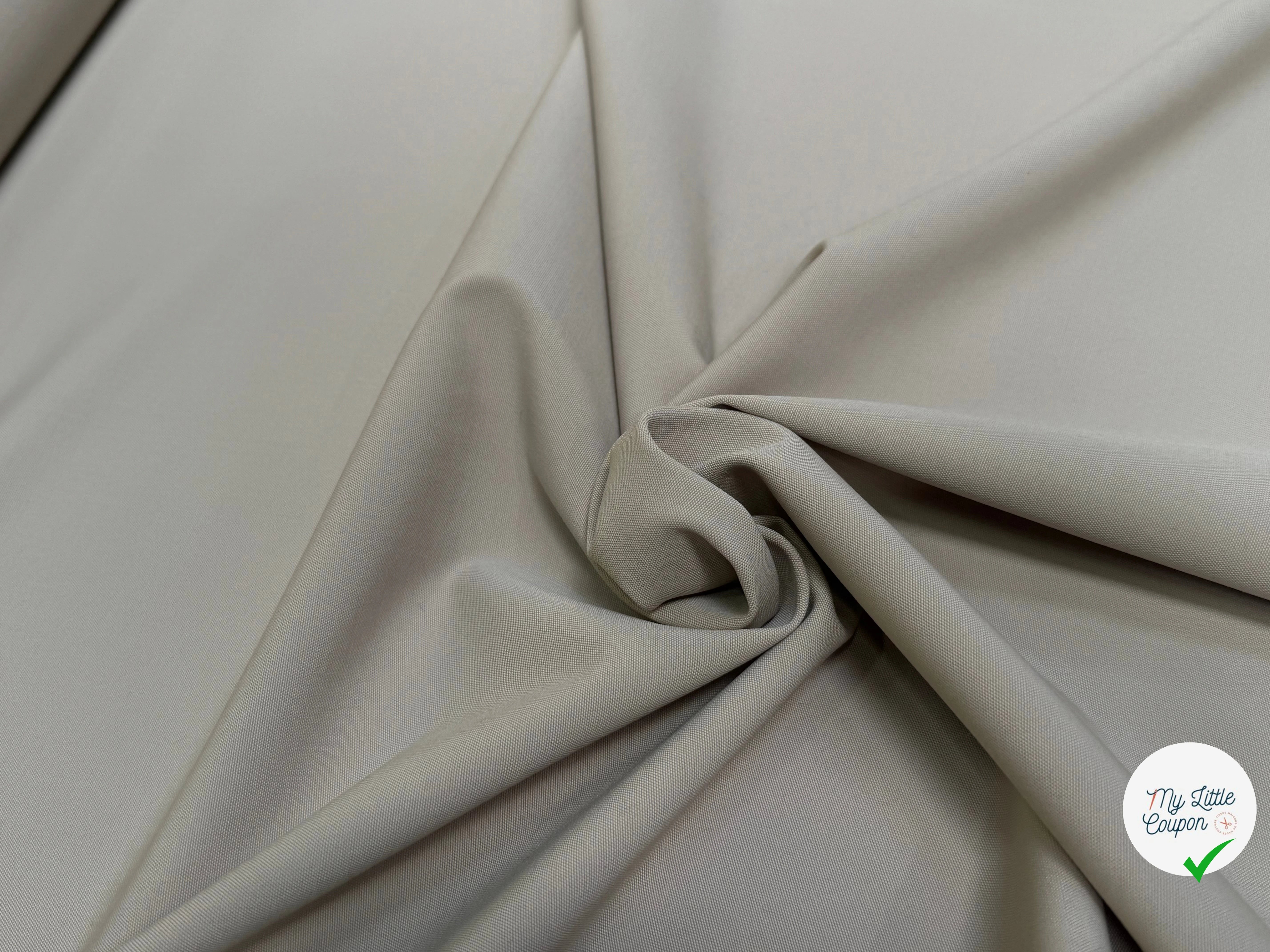 DRAPERIE DE LAINE TAUPE TRÈS BELLE TENUE - My Little Coupon