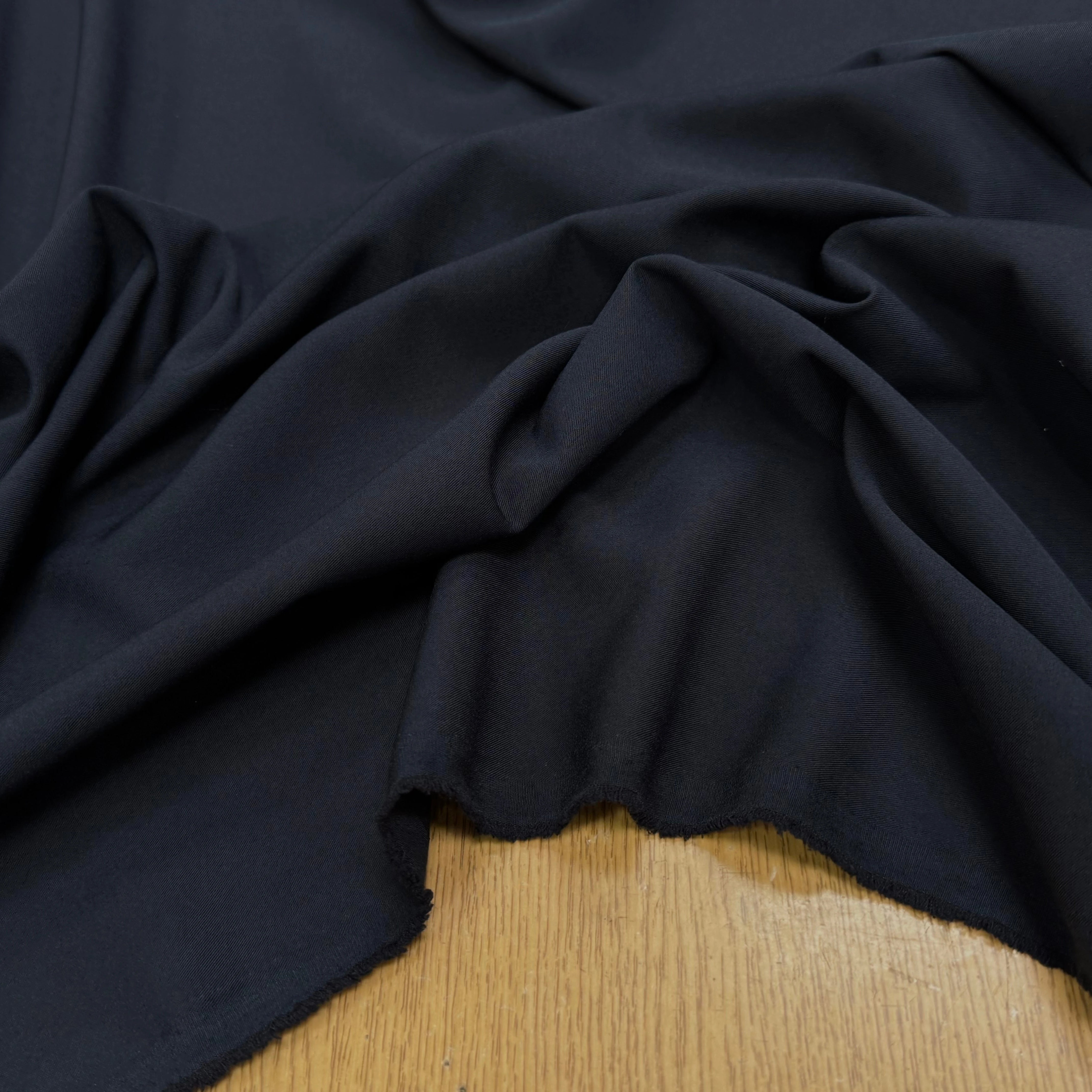 DRAPERIE FINEMENT SERGÉE BLEU MARINE - My Little Coupon