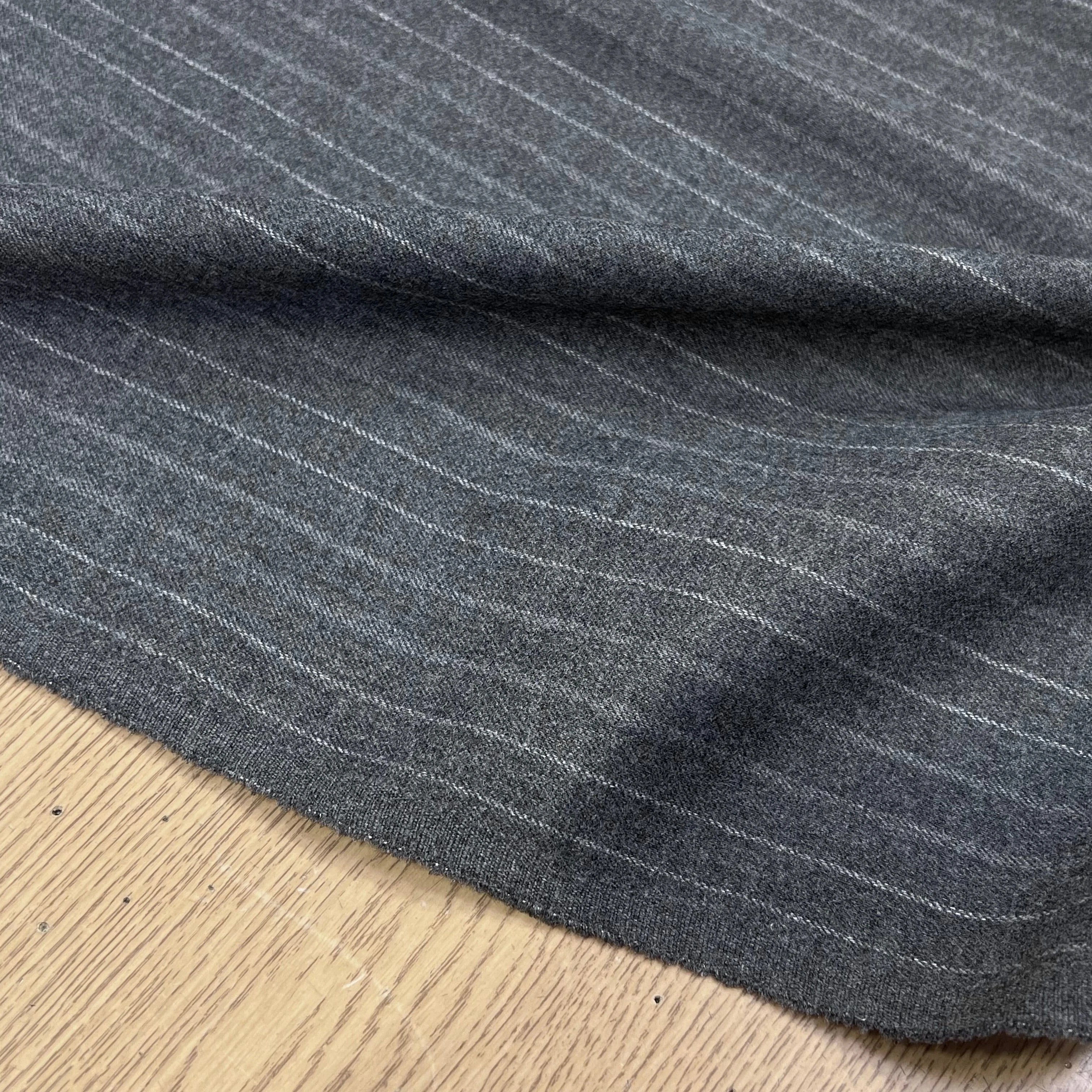 DRAPERIE LOURDE POLYVISCOSE RAYURES BLANCHES EFFET DUVTEUX - My Little Coupon