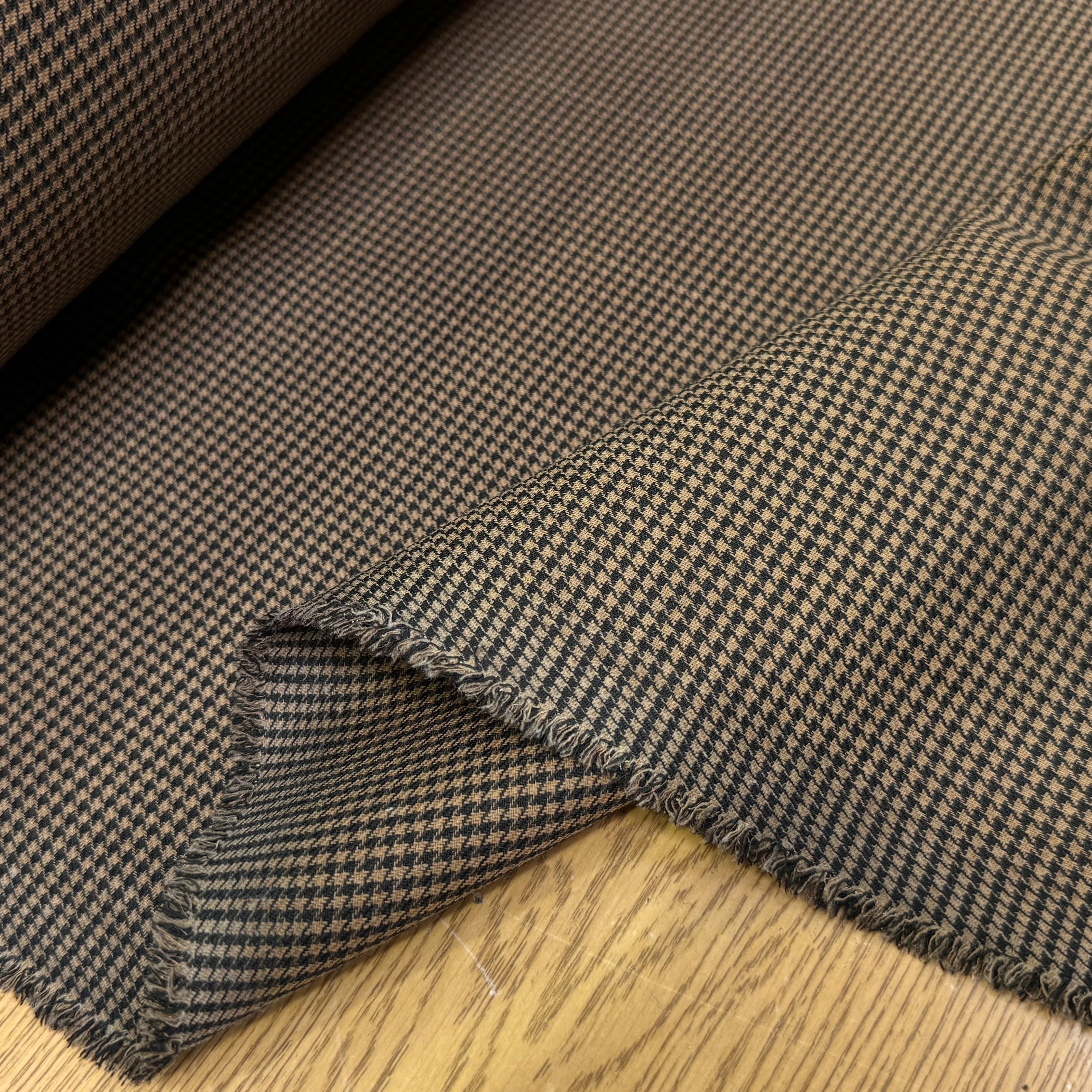 DRAPERIE POLYLAINE STRETCH PIED DE COQ MARRON NOIR - My Little Coupon