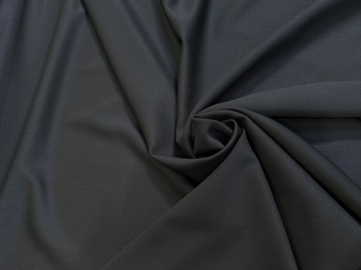 Tissu draperie pure laine sergée fluide - texture en gros plan