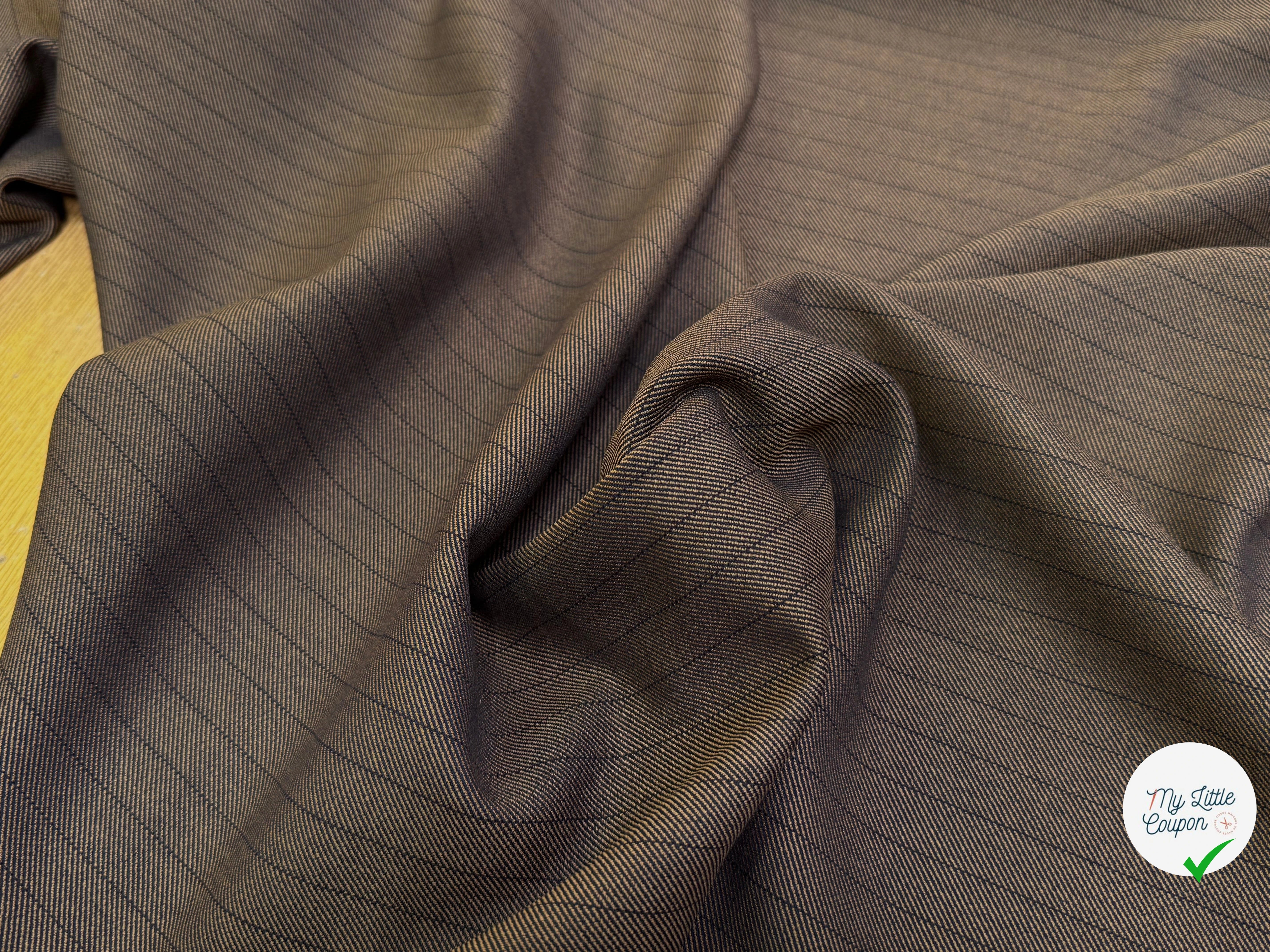 DRAPERIE SERGÉE STRETCH MARRON À RAYURES - My Little Coupon