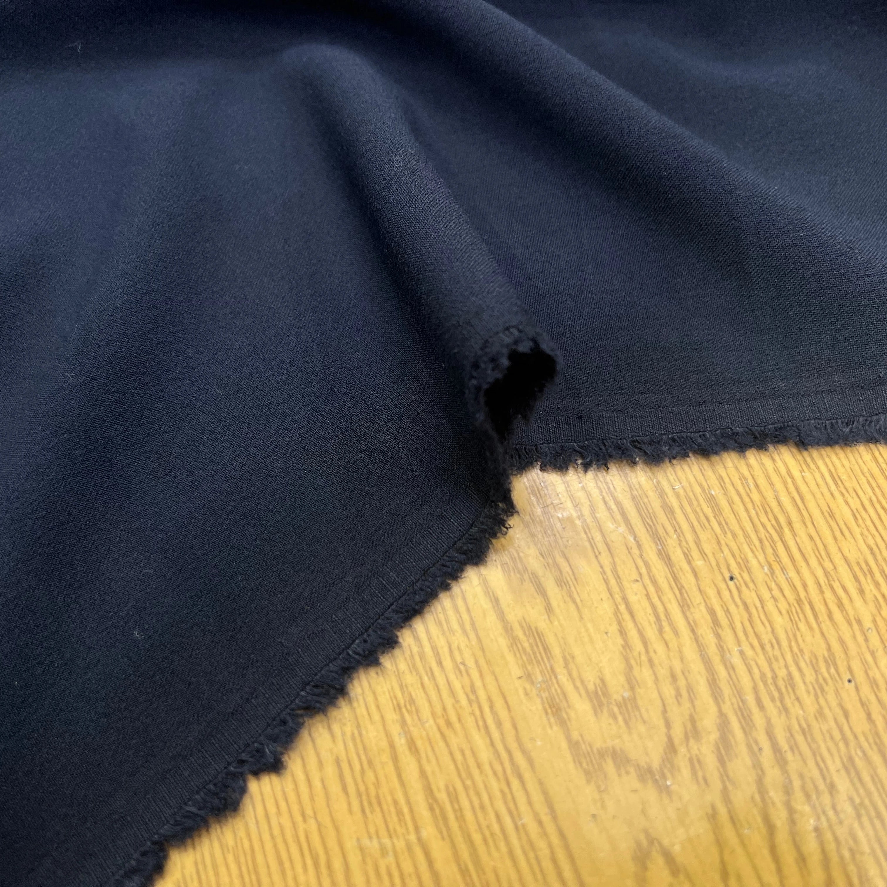 DRAPERIE SERGÉE UNIFORME POLYCOTON BLEU MARINE - My Little Coupon