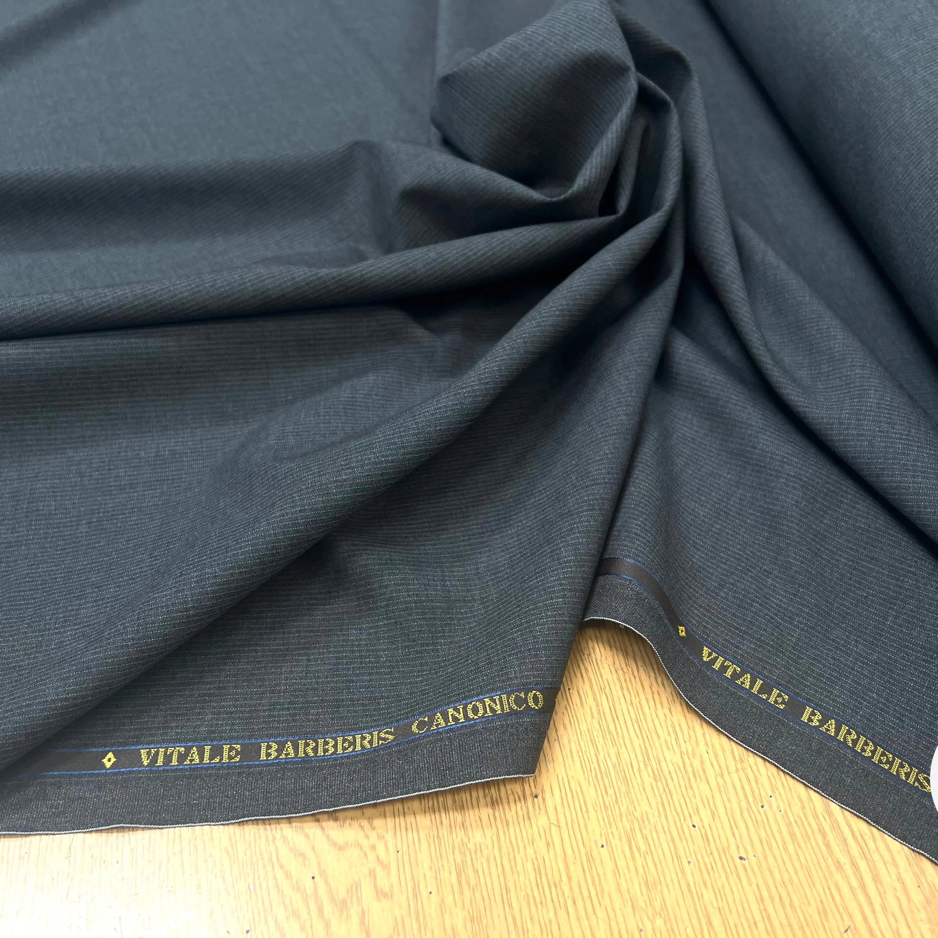 DRAPERIE SUPER 120 VITALE BARBERIS GRISE RAYURES LISIÈRE PARLANTE - My Little Coupon
