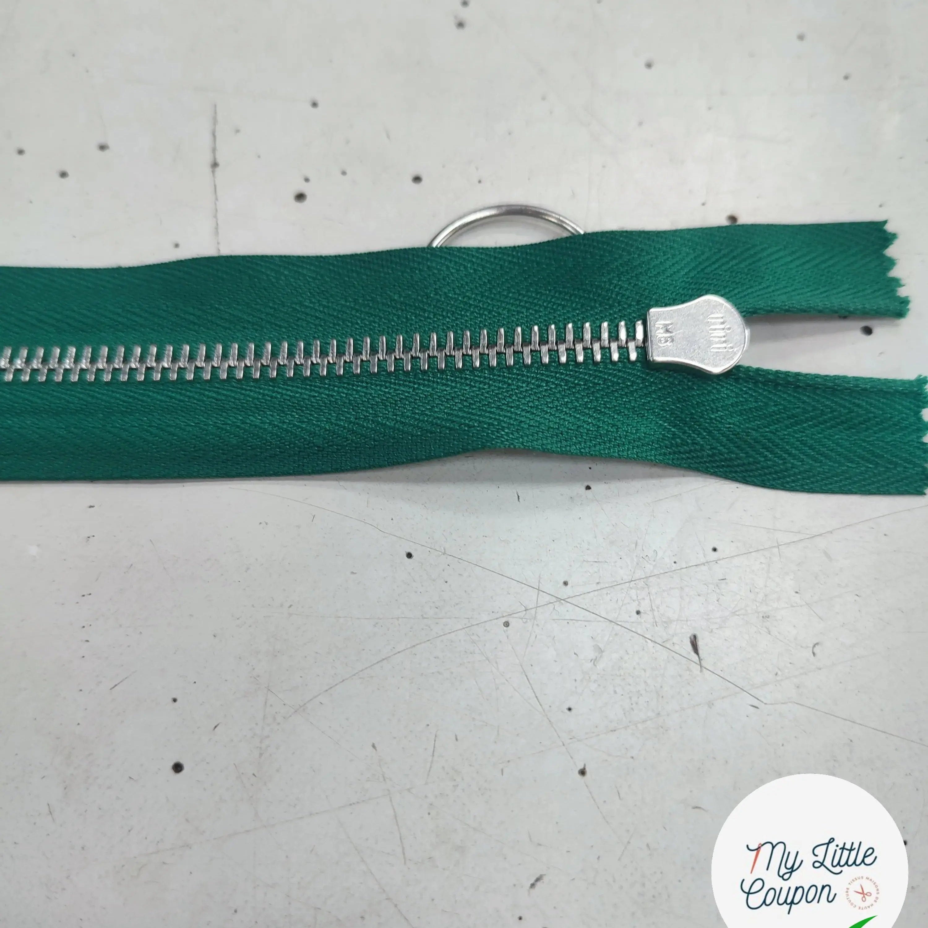 FERMETURE RIRI METAL NON SÉPARABLE 35CM VERT SAPIN - My Little Coupon
