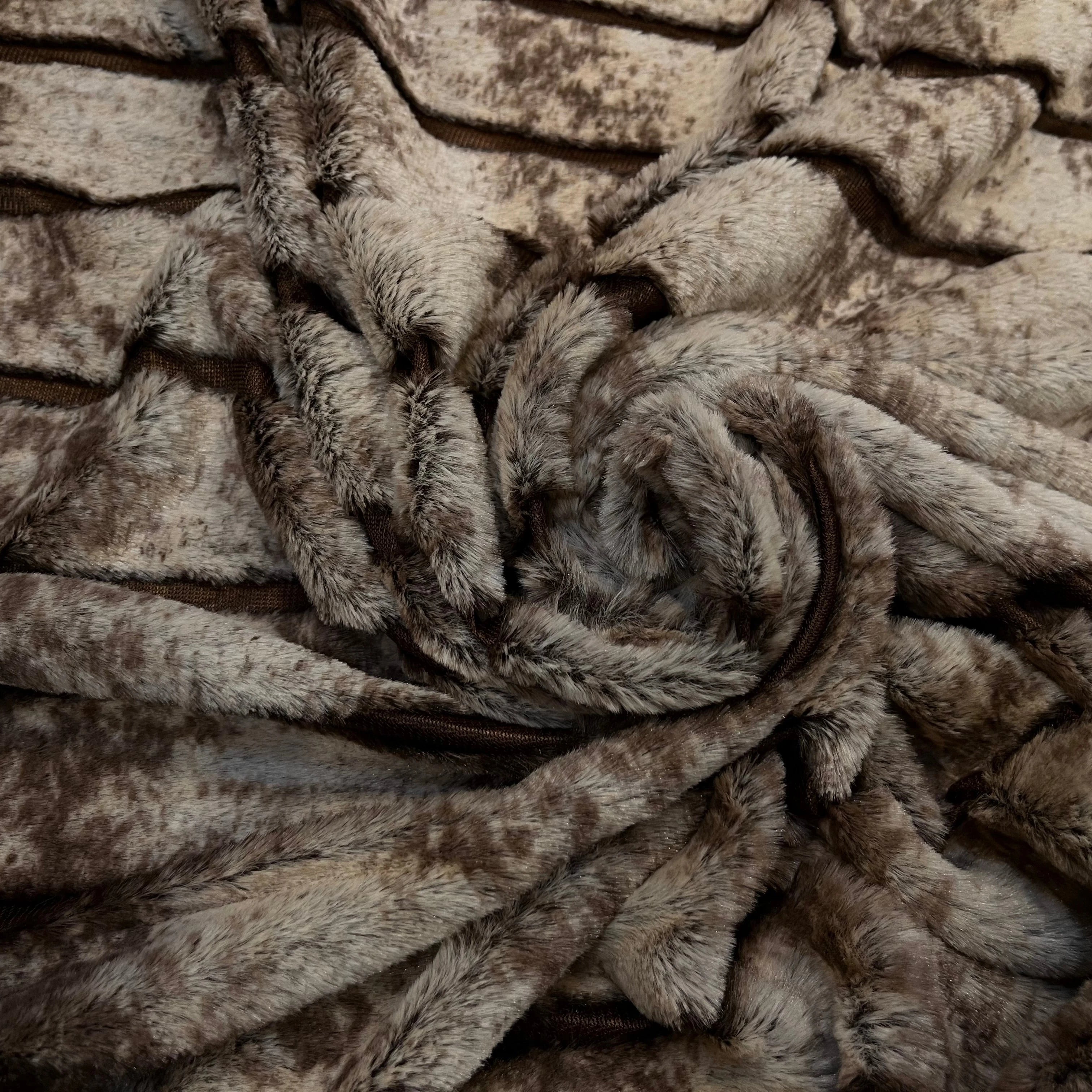 FAUSSE FOURRURE RAYURE MARRON ET BEIGE FONCÉ - My Little Coupon