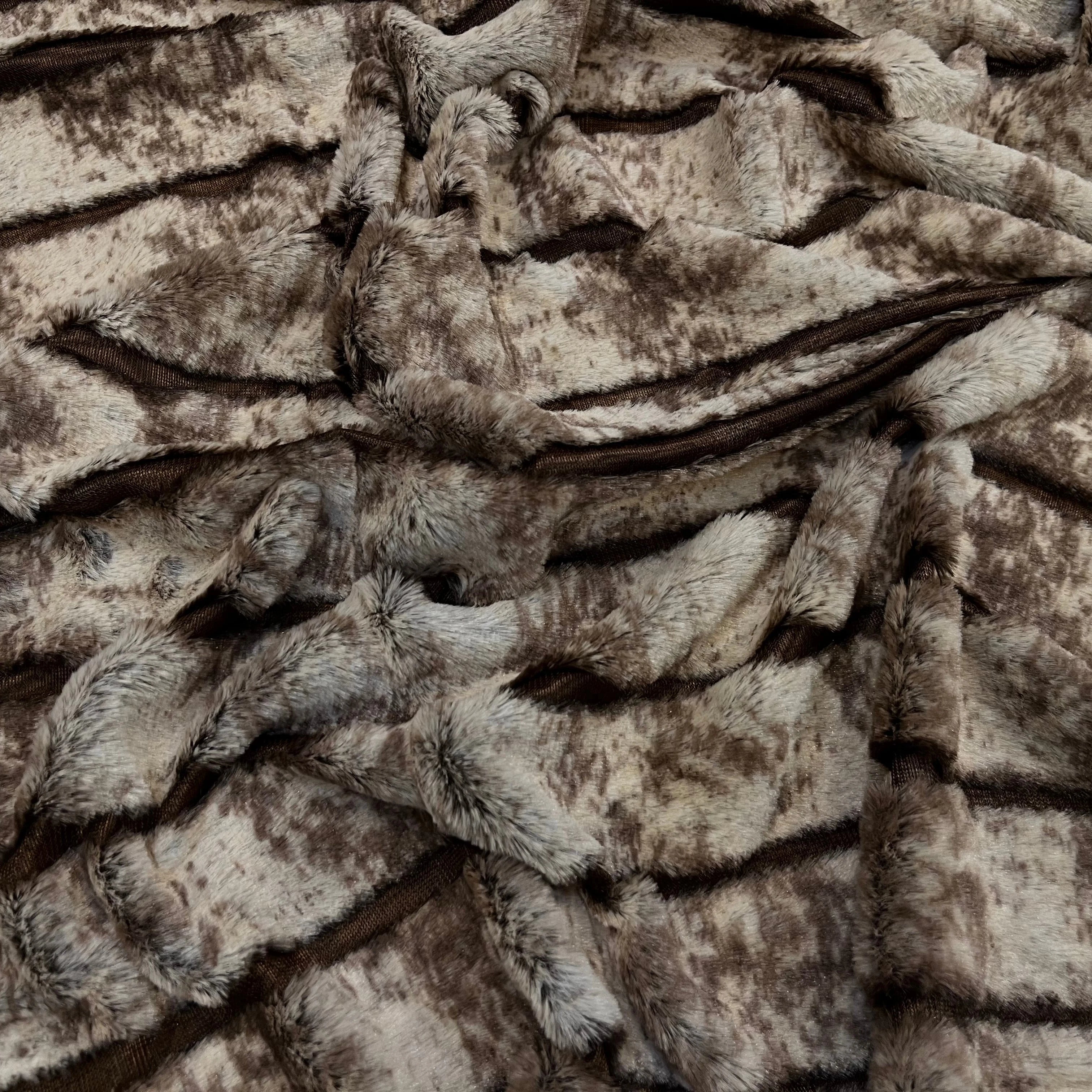 FAUSSE FOURRURE RAYURE MARRON ET BEIGE FONCÉ - My Little Coupon