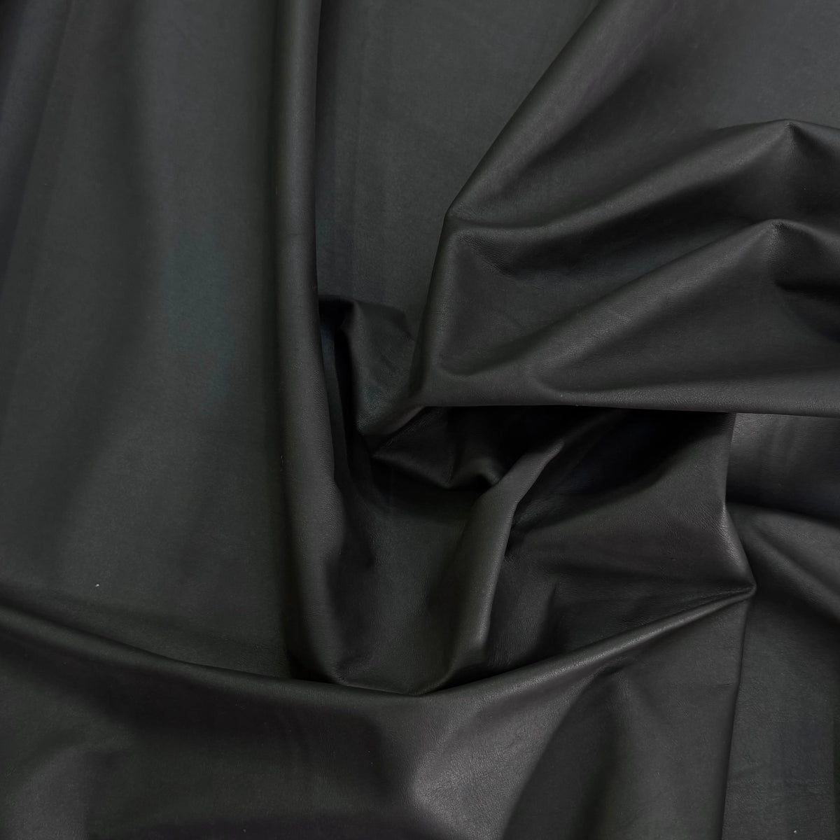 FAUX CUIR EXTENSIBLE NOIR EFFET HUILÉ - My Little Coupon