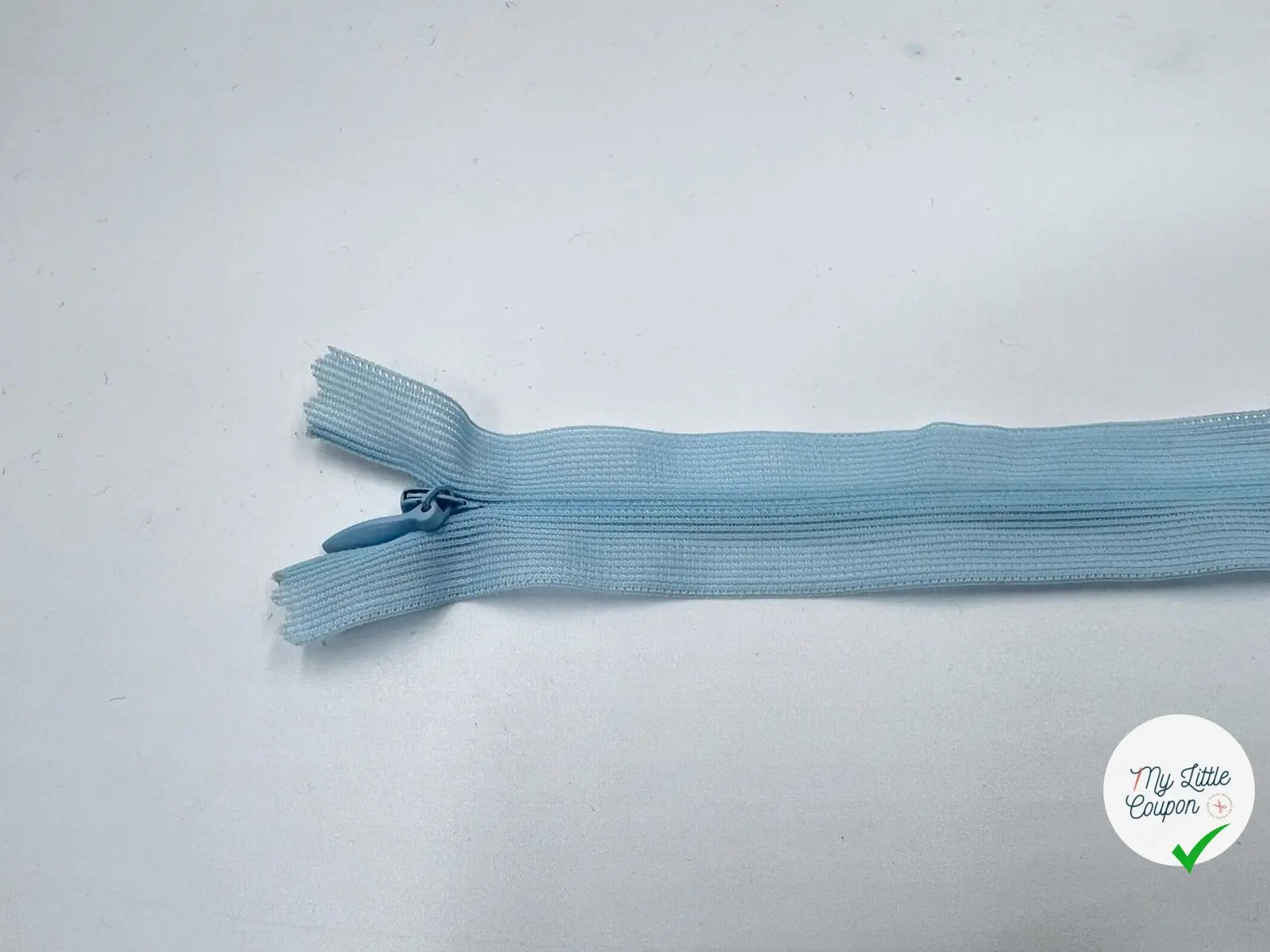 FERMETURE INVISIBLE COLORIS BLEU CIEL 45CM - My Little Coupon - tissu - coudre