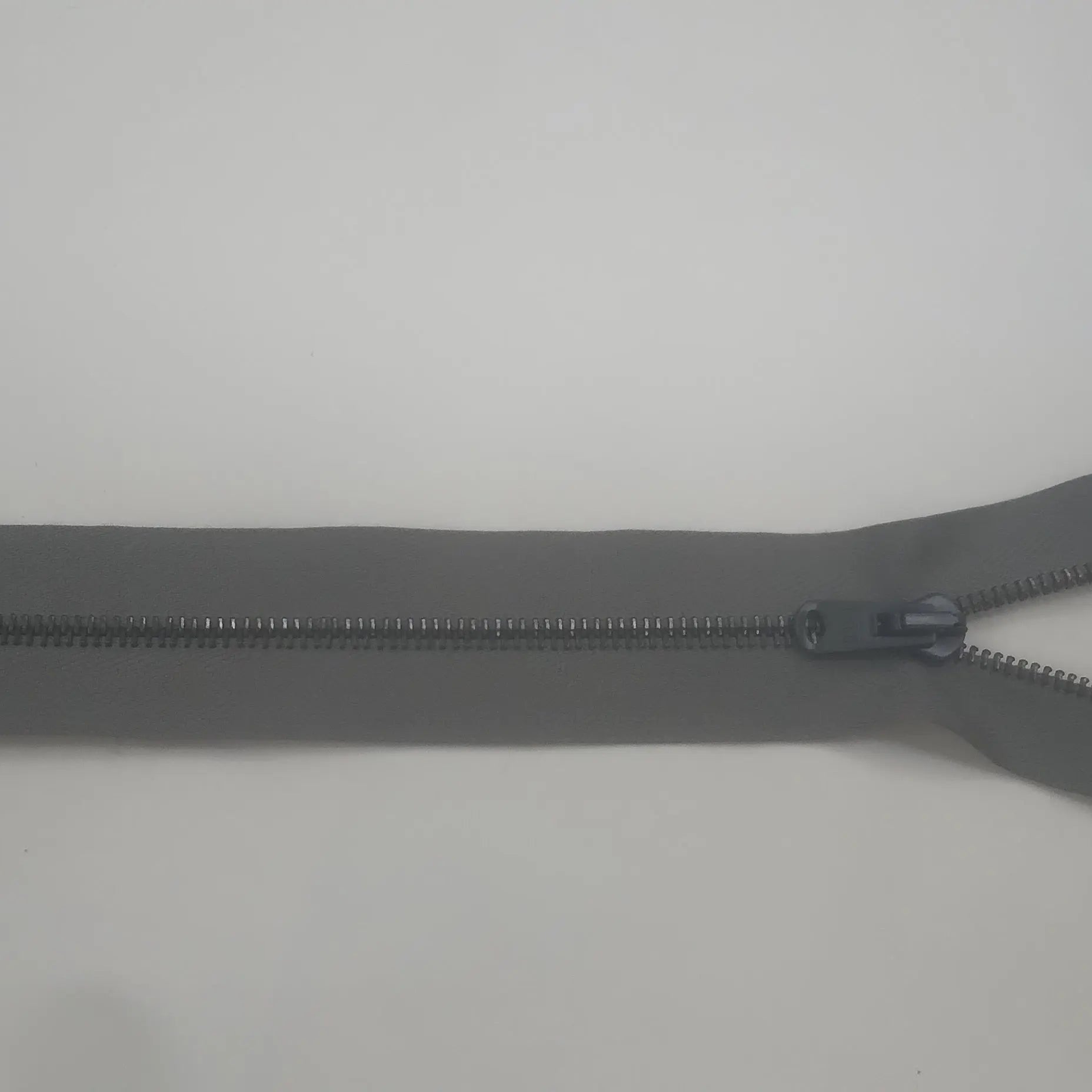 FERMETURE NON SÉPARABLE 25 CM GRIS - My Little Coupon