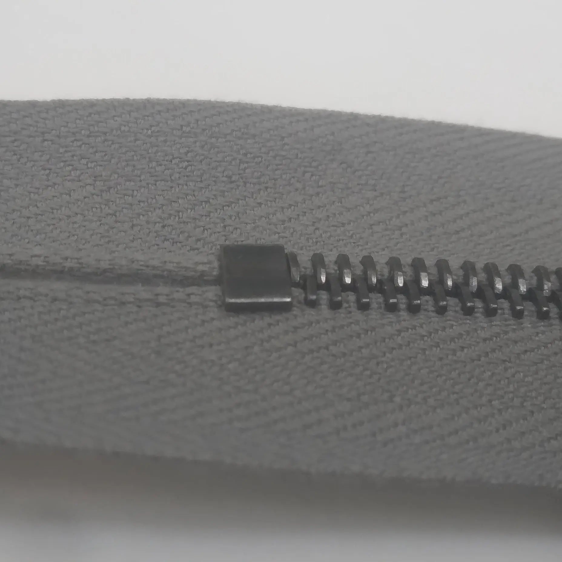 FERMETURE NON SÉPARABLE 25 CM GRIS - My Little Coupon