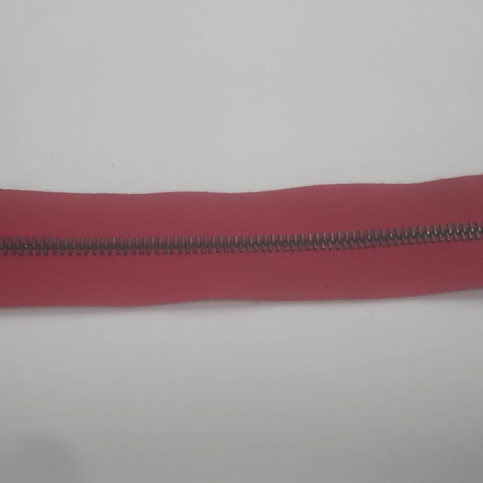 FERMETURE NON SÉPARABLE 25CM ROUGE - My Little Coupon