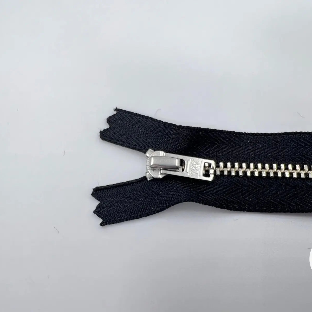 FERMETURE NON SÉPARABLE MÉTAL ARGENT COLORIS NOIR 10CM - My Little Coupon - tissu - coudre