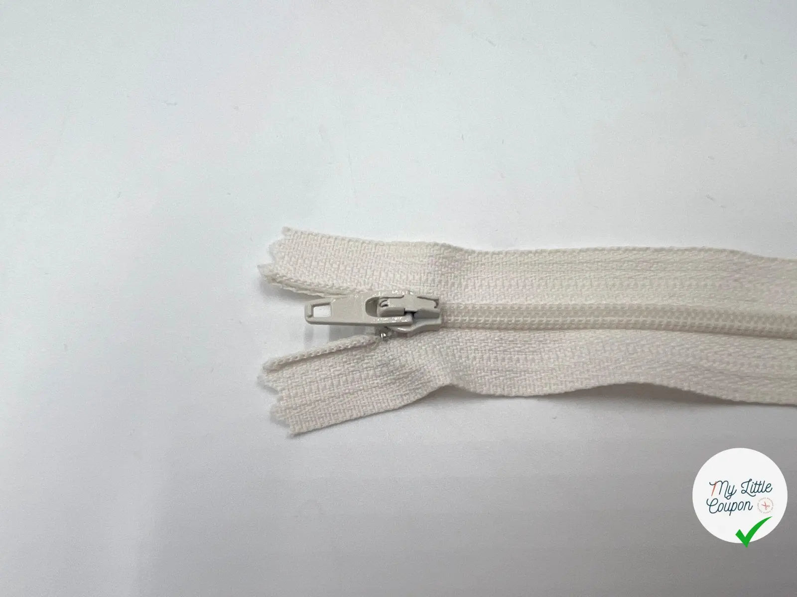 FERMETURE NON SÉPARABLE POLYESTER COLORIS CRÈME 15CM - My Little Coupon - tissu - coudre