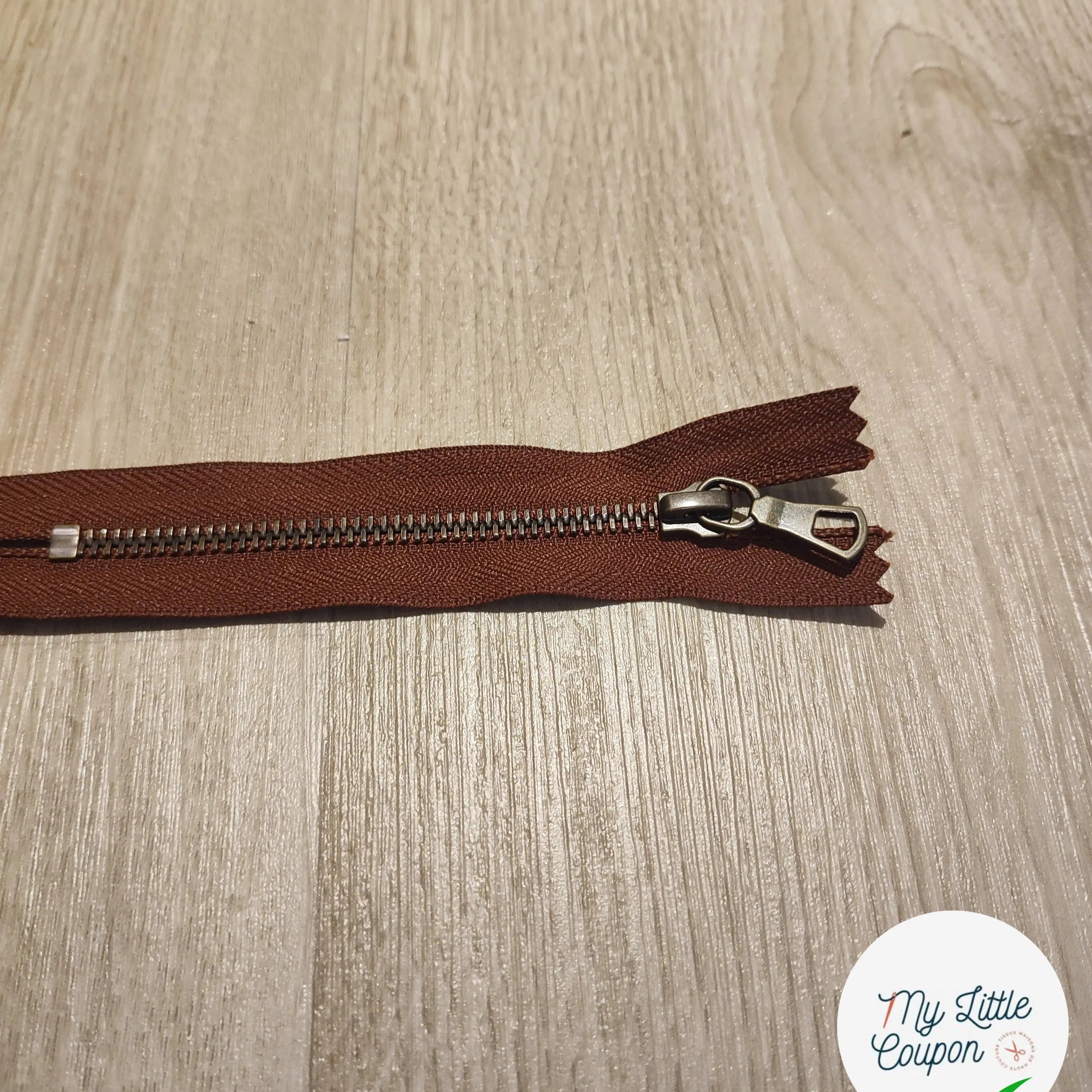 FERMETURE RIRI METAL NON SEPARABLE 12CM MARRON NOISETTE - My Little Coupon