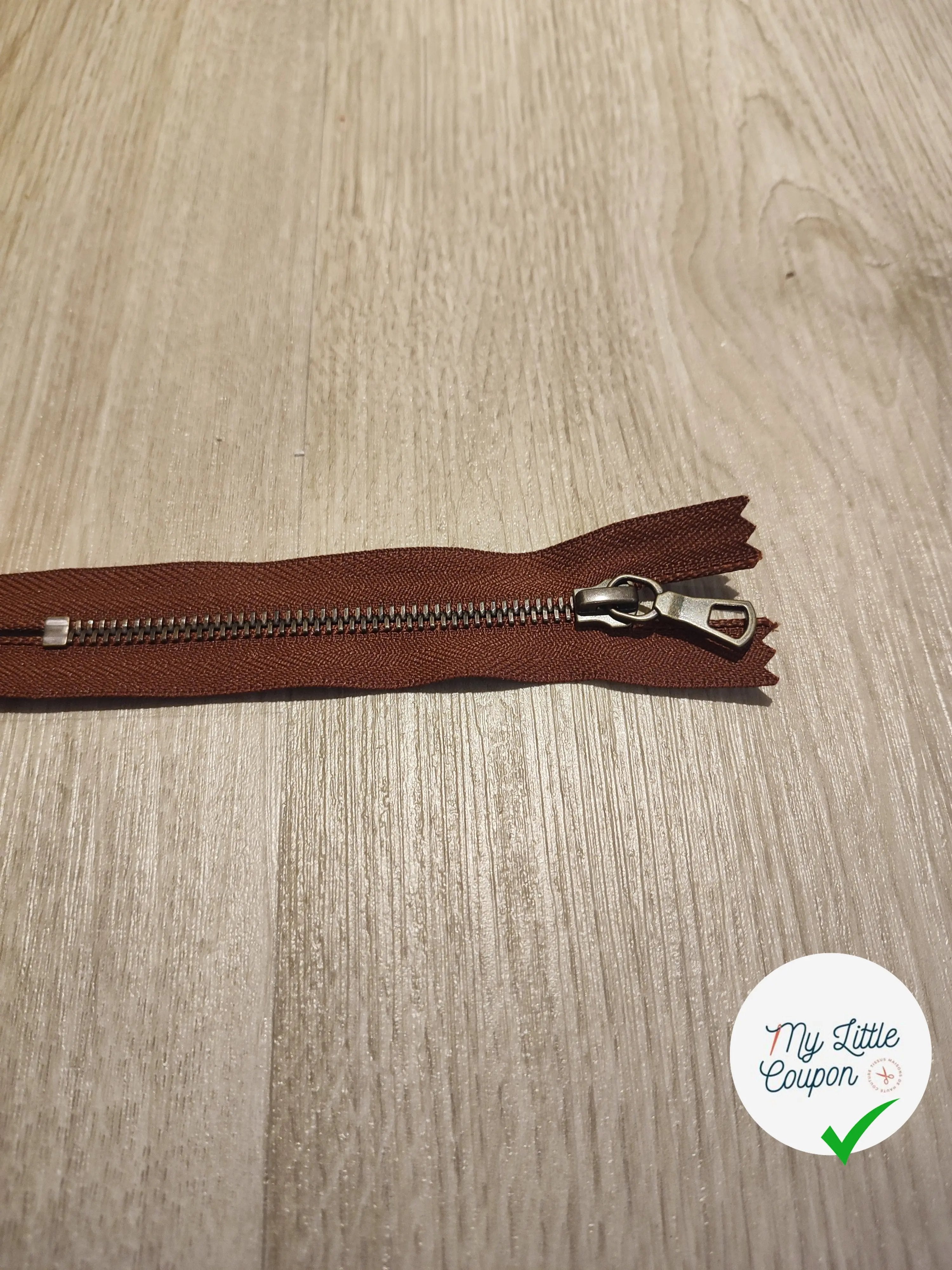 FERMETURE RIRI METAL NON SEPARABLE 12CM MARRON NOISETTE - My Little Coupon