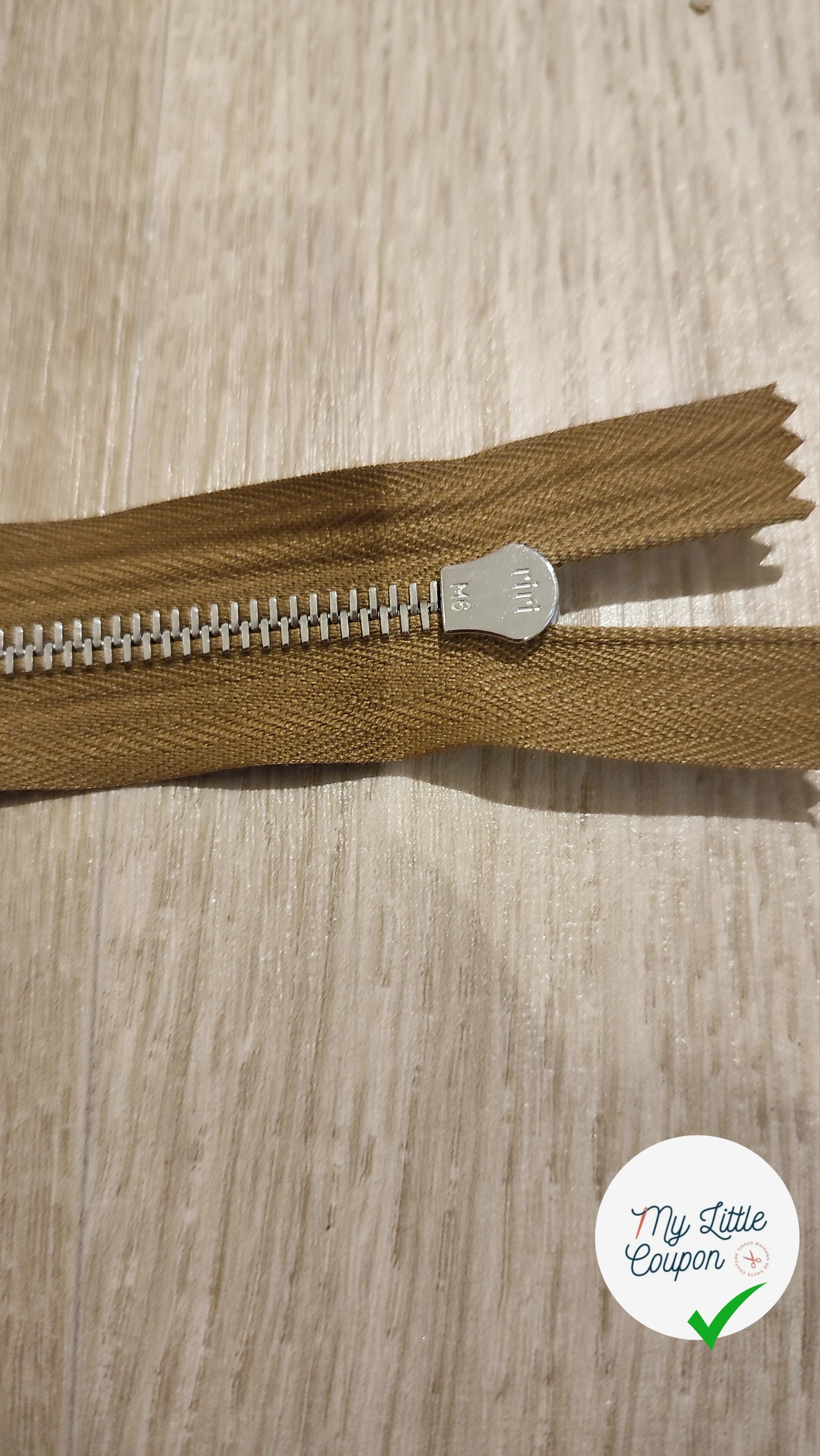FERMETURE RIRI METAL NON SÉPARABLE 13CM MARRON M6 - My Little Coupon