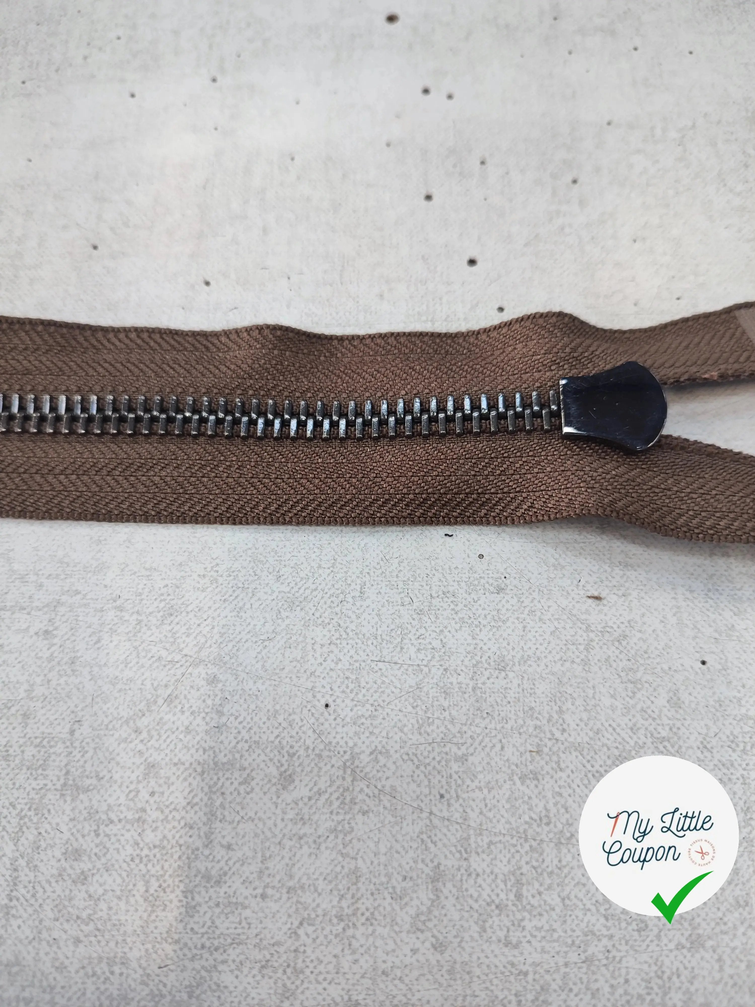 FERMETURE RIRI METAL SÉPARABLE 60CM MARRON - My Little Coupon