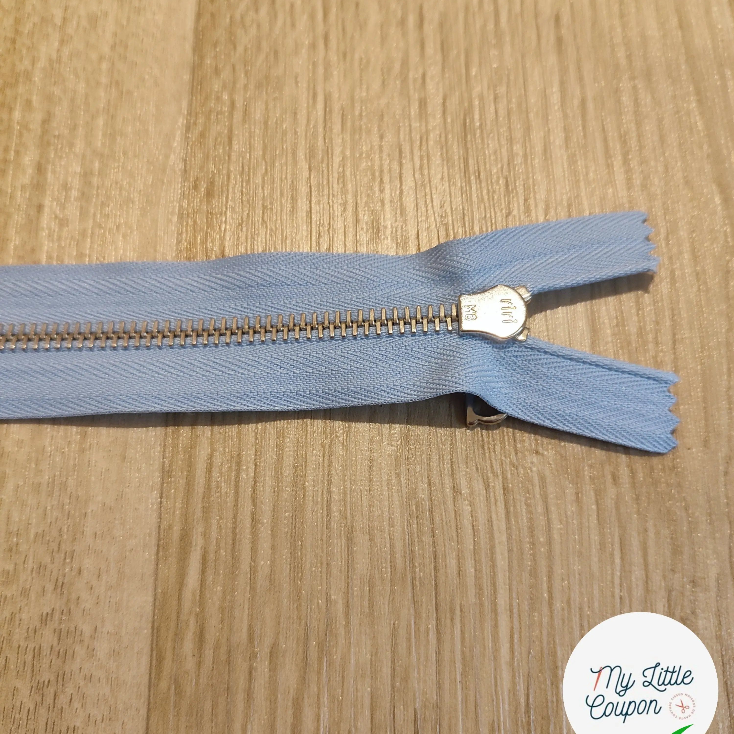 FERMETURE RIRI METAL NON SEPARABLE 15CM BLEU CIEL M6 - My Little Coupon