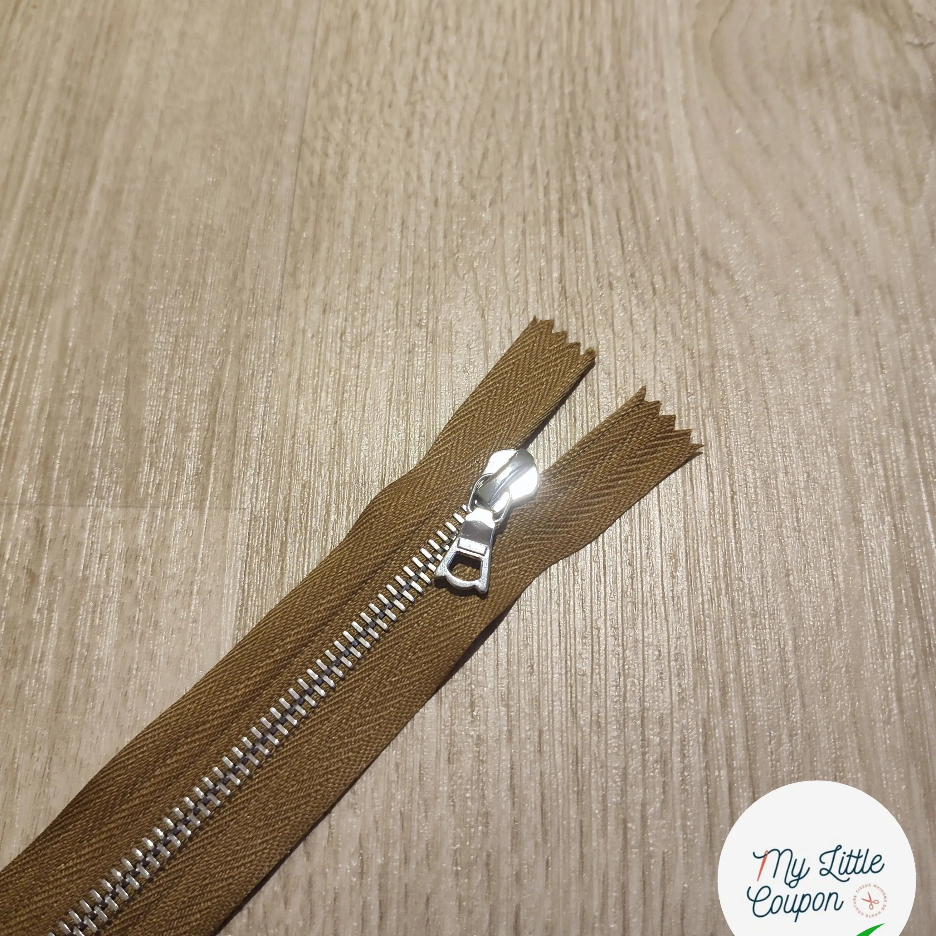 FERMETURE RIRI METAL NON SEPARABLE 15CM MARRON CLAIR M6 - My Little Coupon
