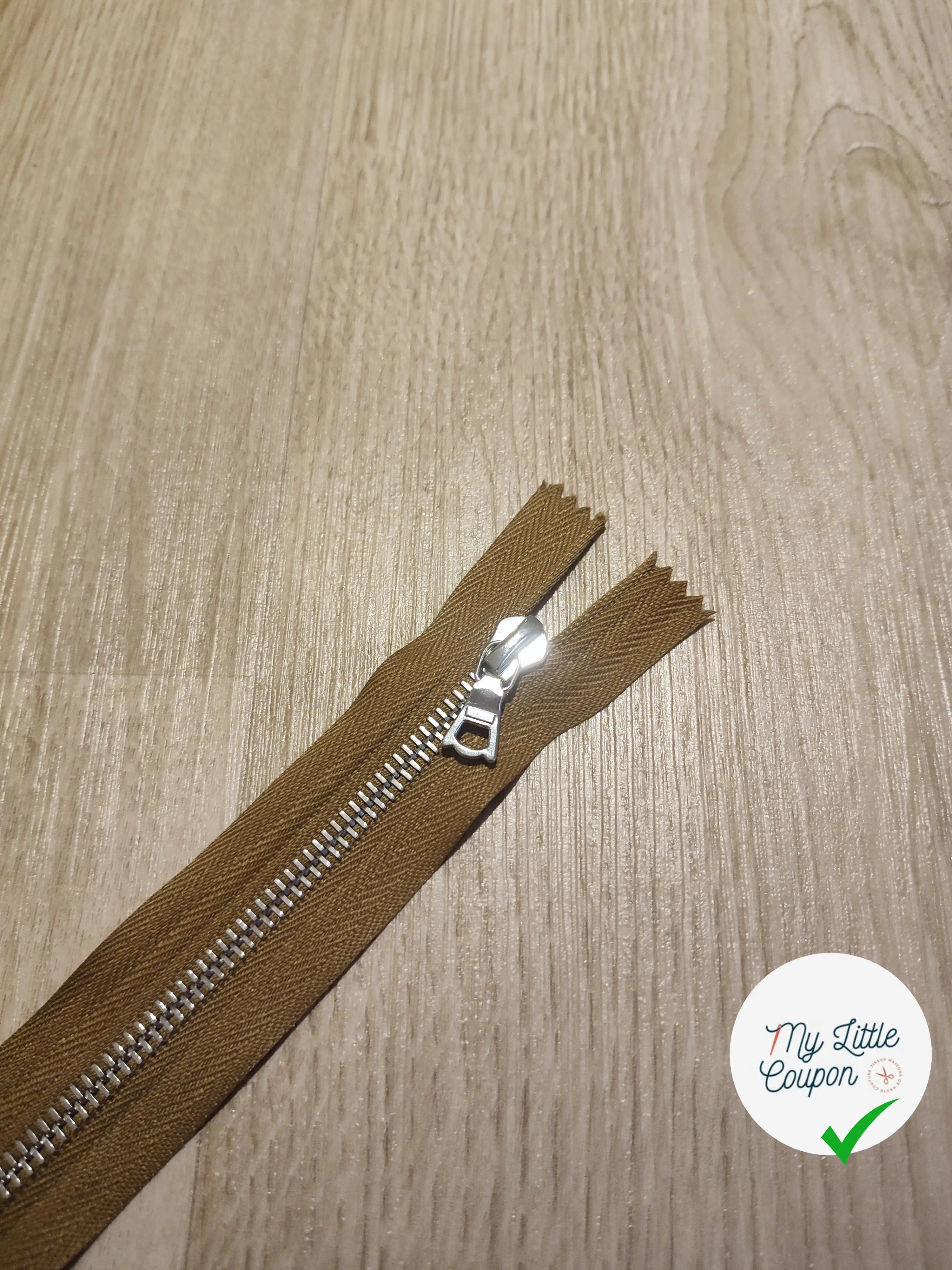 FERMETURE RIRI METAL NON SEPARABLE 15CM MARRON CLAIR M6 - My Little Coupon