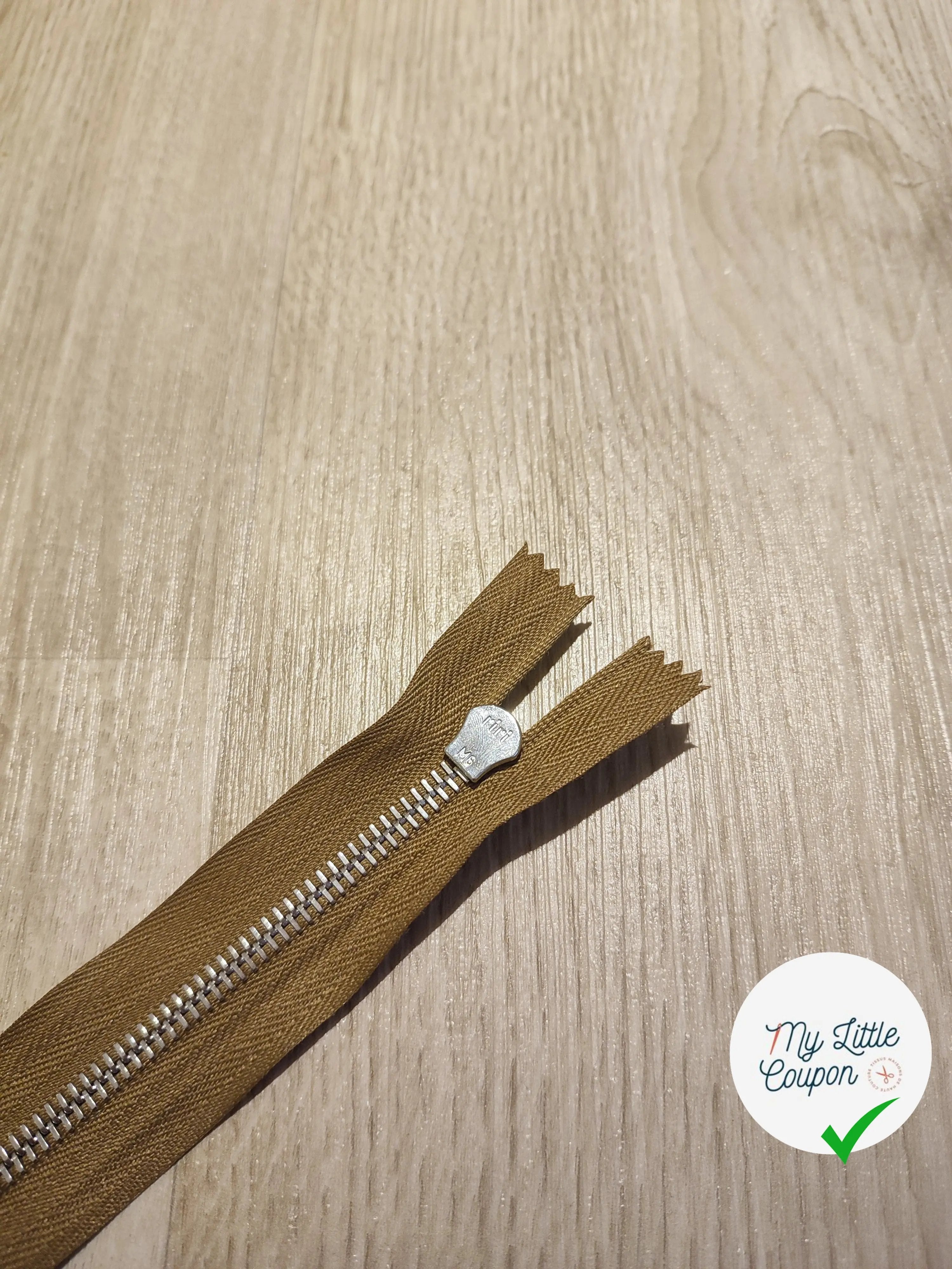 FERMETURE RIRI METAL NON SEPARABLE 15CM MARRON CLAIR M6 - My Little Coupon