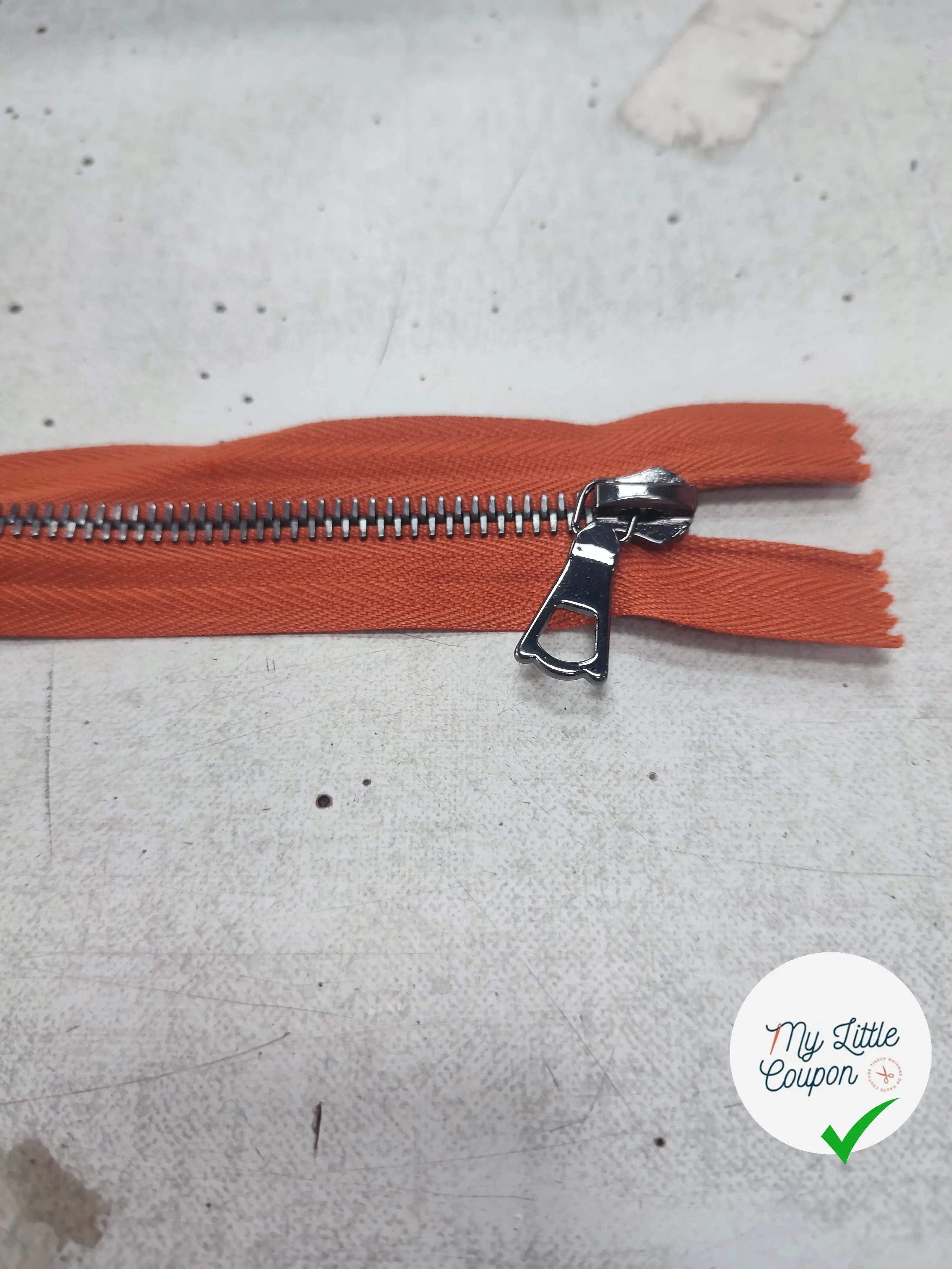 FERMETURE RIRI METAL NON SÉPARABLE 15CM ORANGE CITROUILLE M6 - My Little Coupon