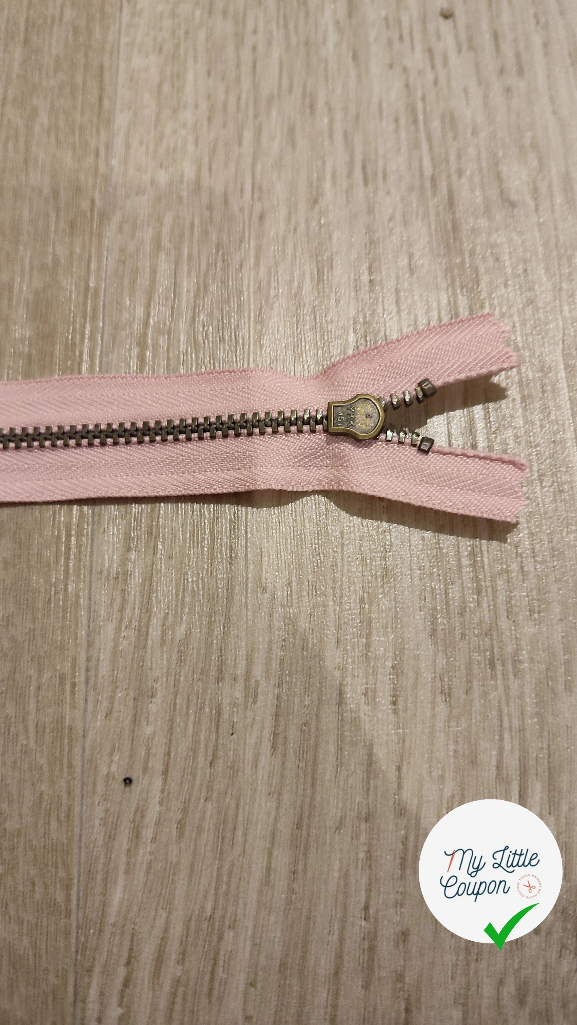 FERMETURE RIRI METAL NON SÉPARABLE 15CM ROSE - My Little Coupon