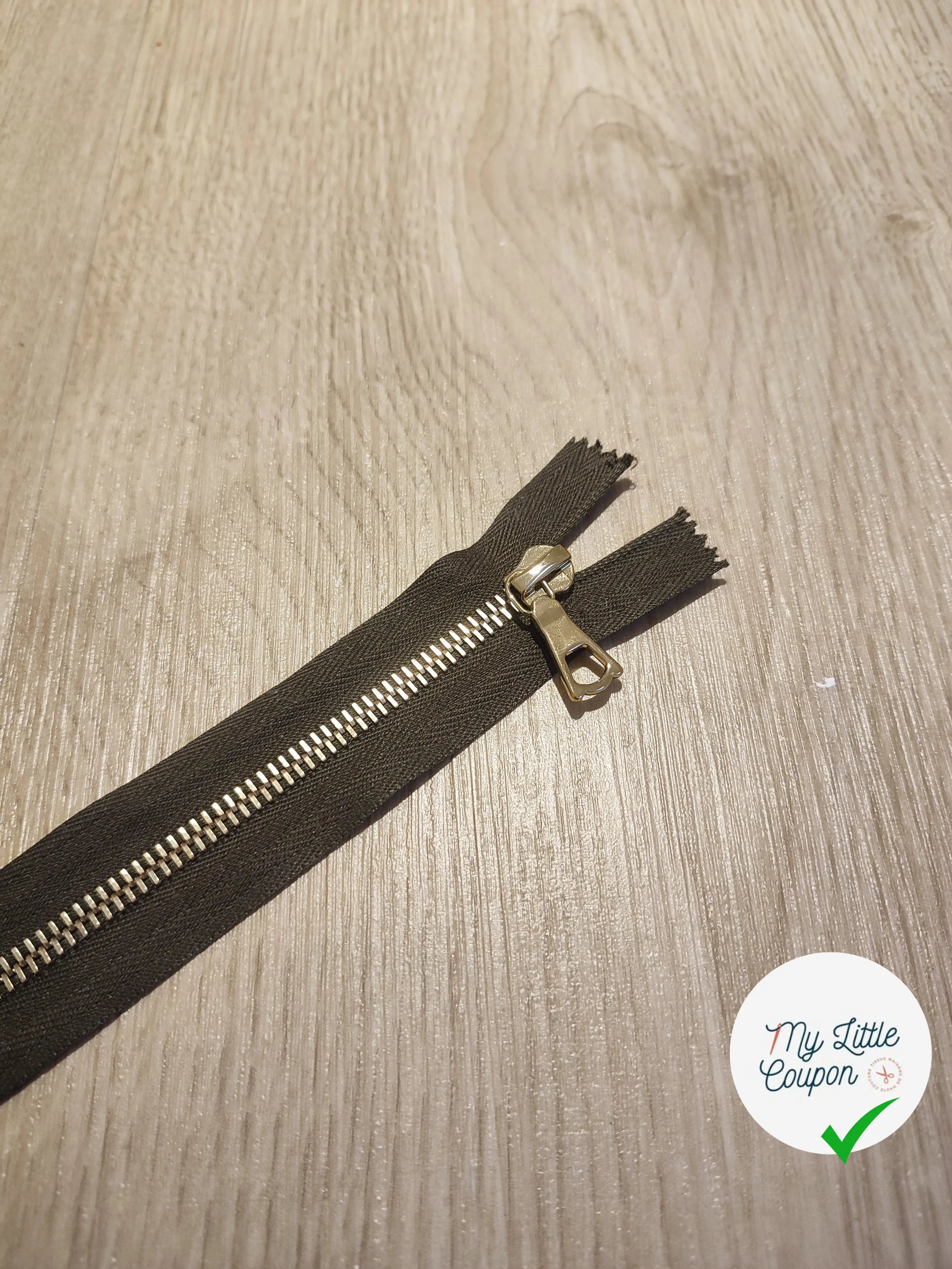 FERMETURE RIRI METAL NON SEPARABLE 20CM KAKI M6 - My Little Coupon