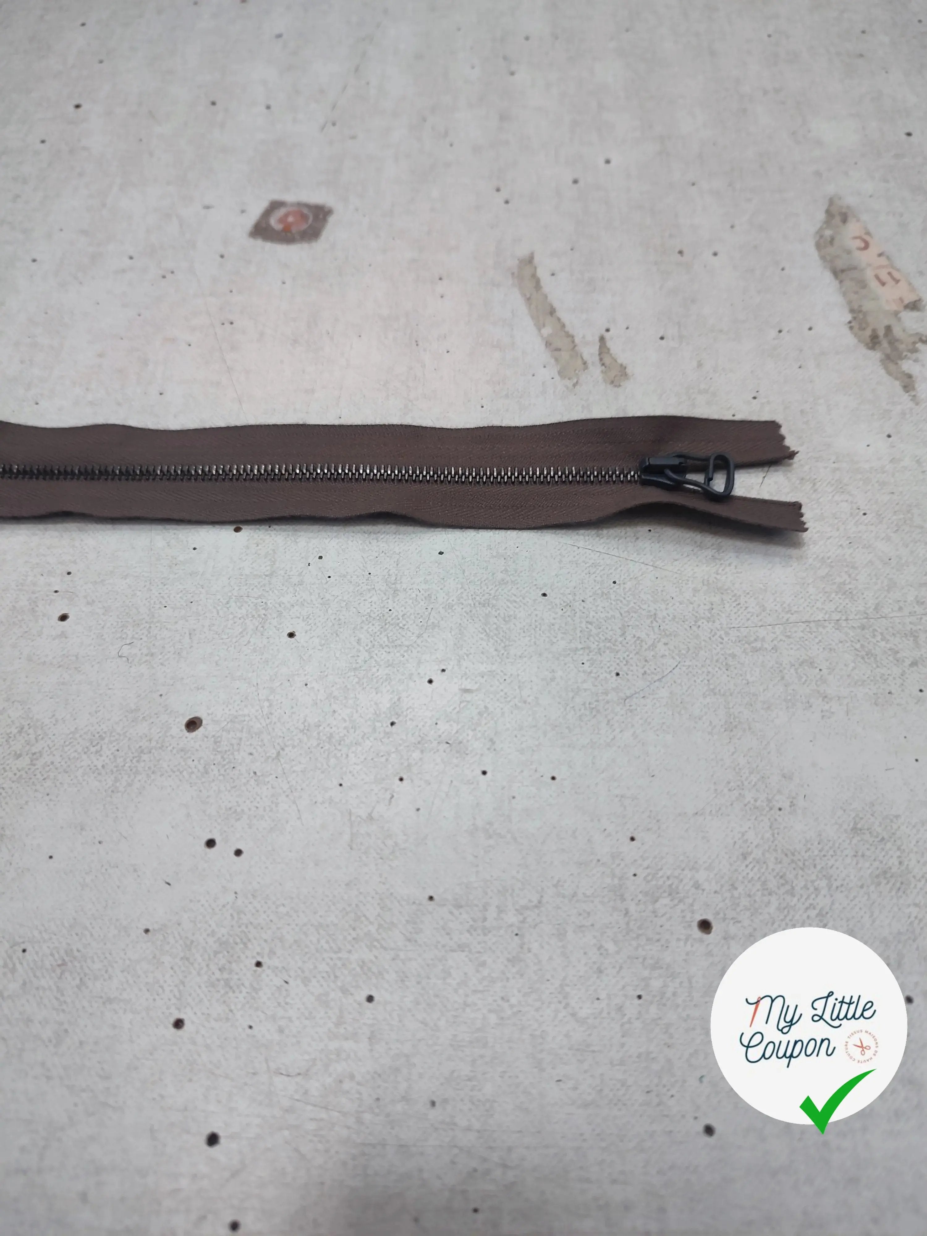 FERMETURE RIRI PLASTIQUE NON SÉPARABLE RÉVERSIBLE 50CM NOIR - My Little Coupon